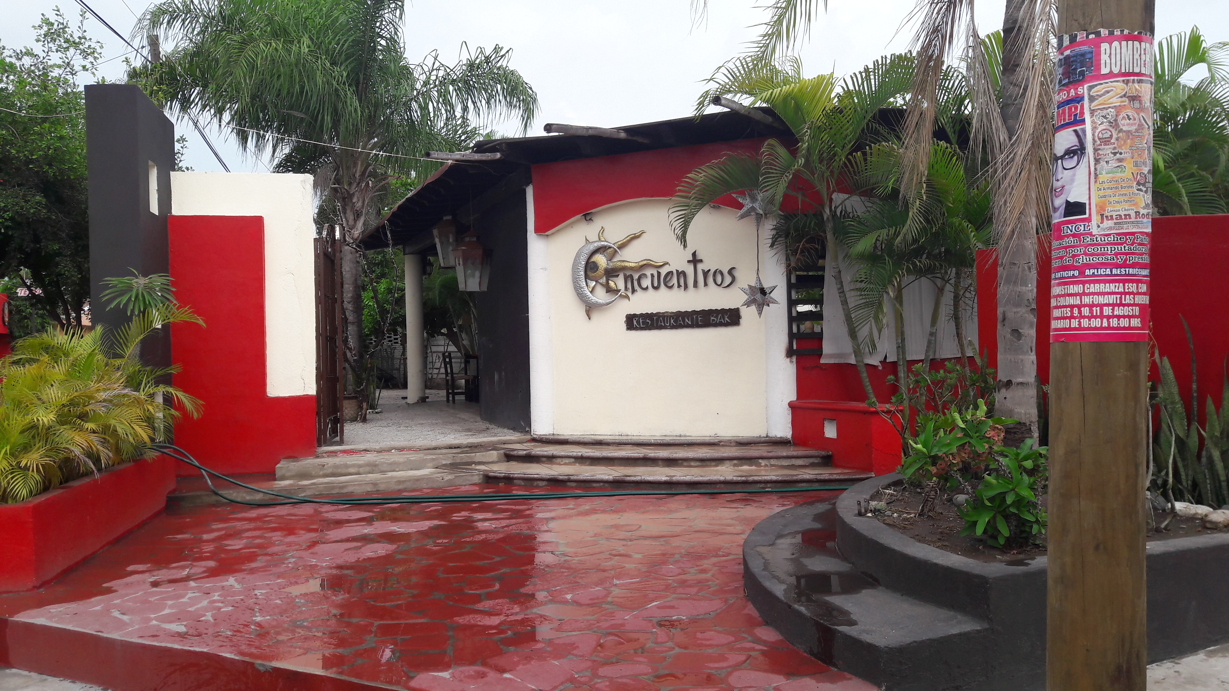 Encuentros restataurante bar image 7