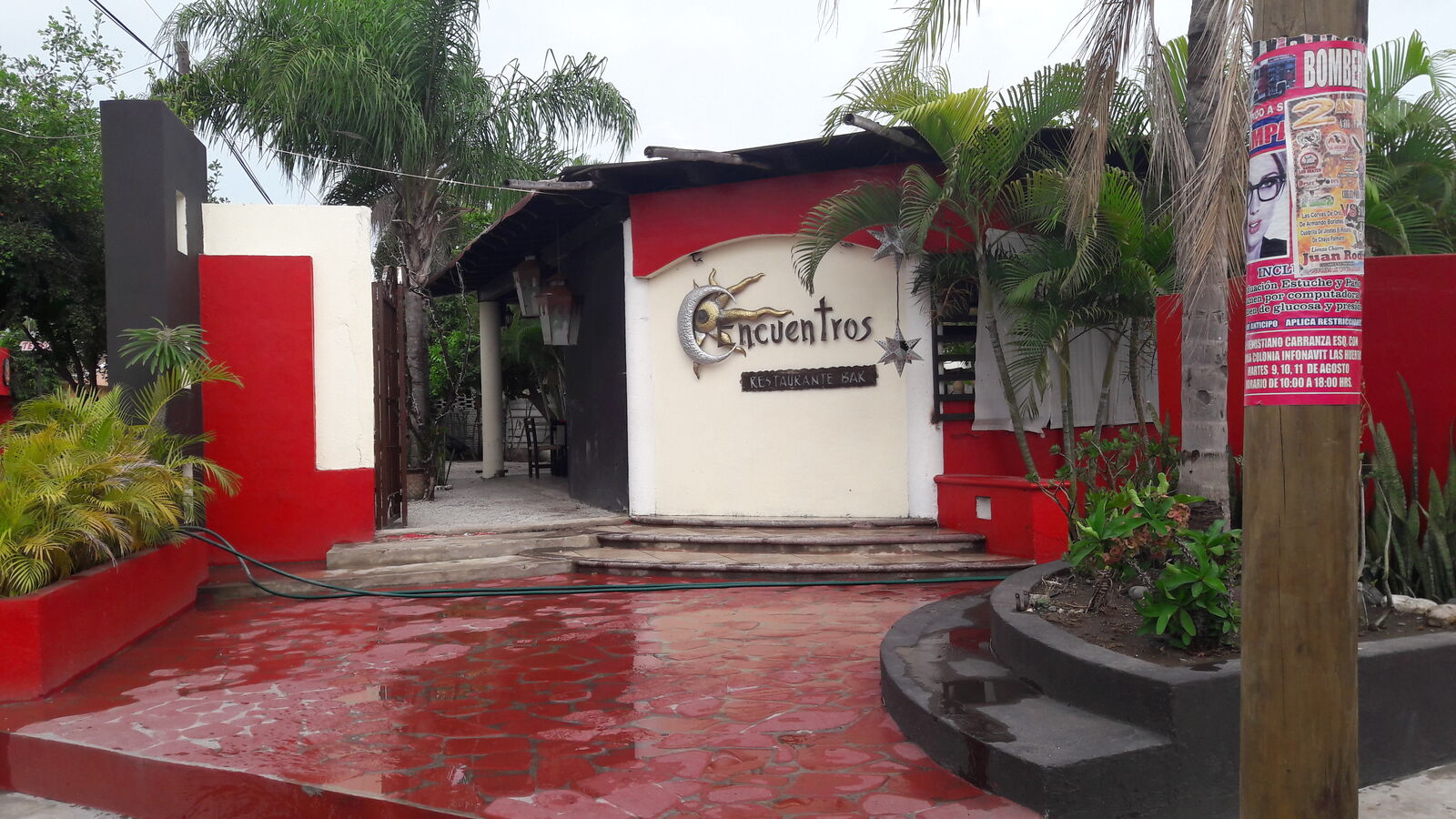 Encuentros restataurante bar image 7