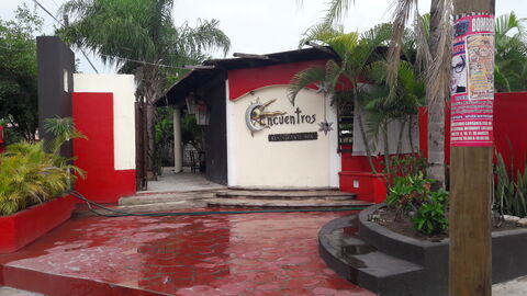 Encuentros restataurante bar image 7