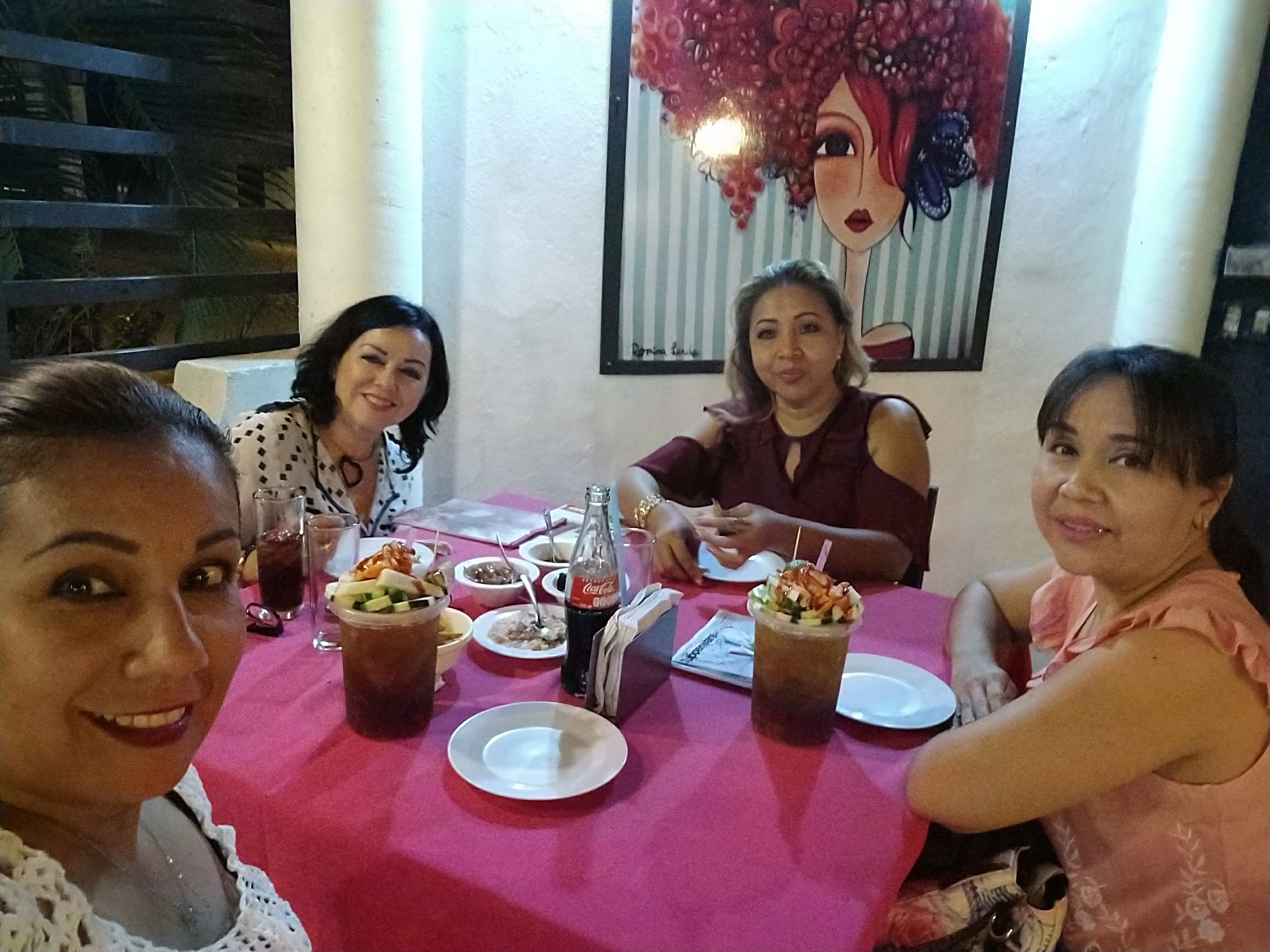 Encuentros restataurante bar image 9