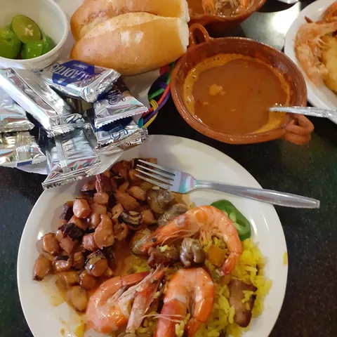 El Palacio De Los Mariscos image 2