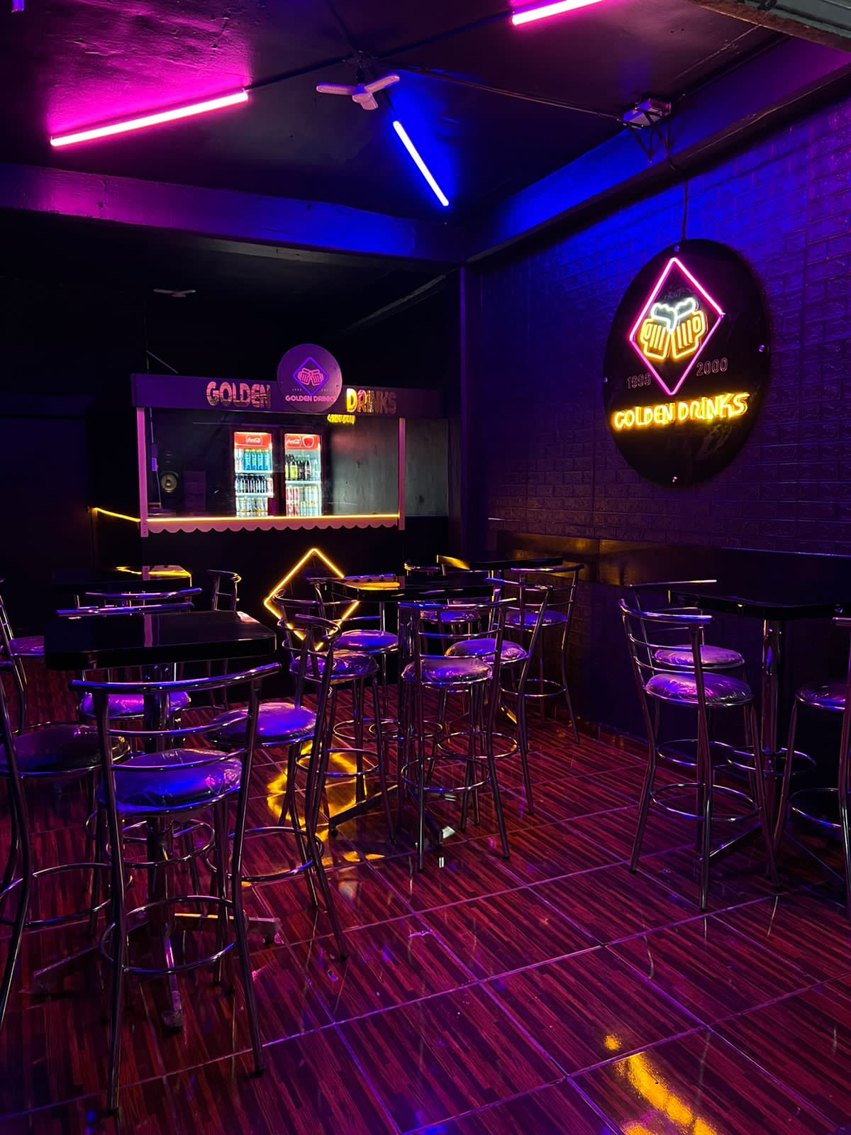 Golden Drinks image 6