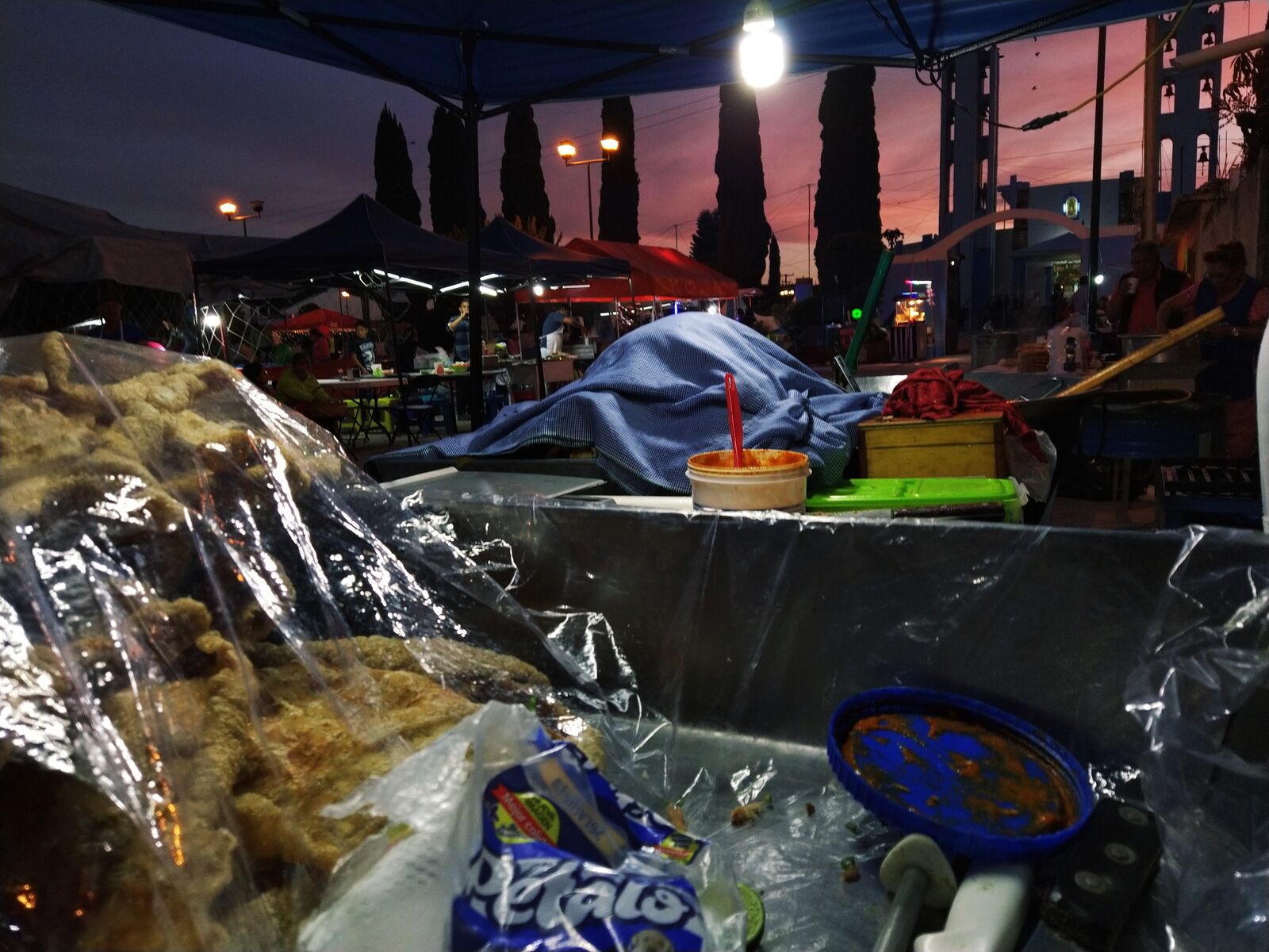 Carnitas y chicharrones Mora. image 10
