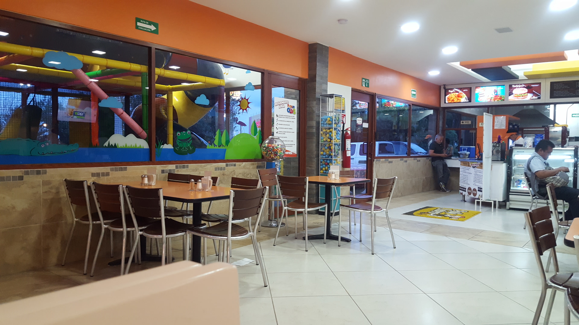 Pollo Leñero image 5