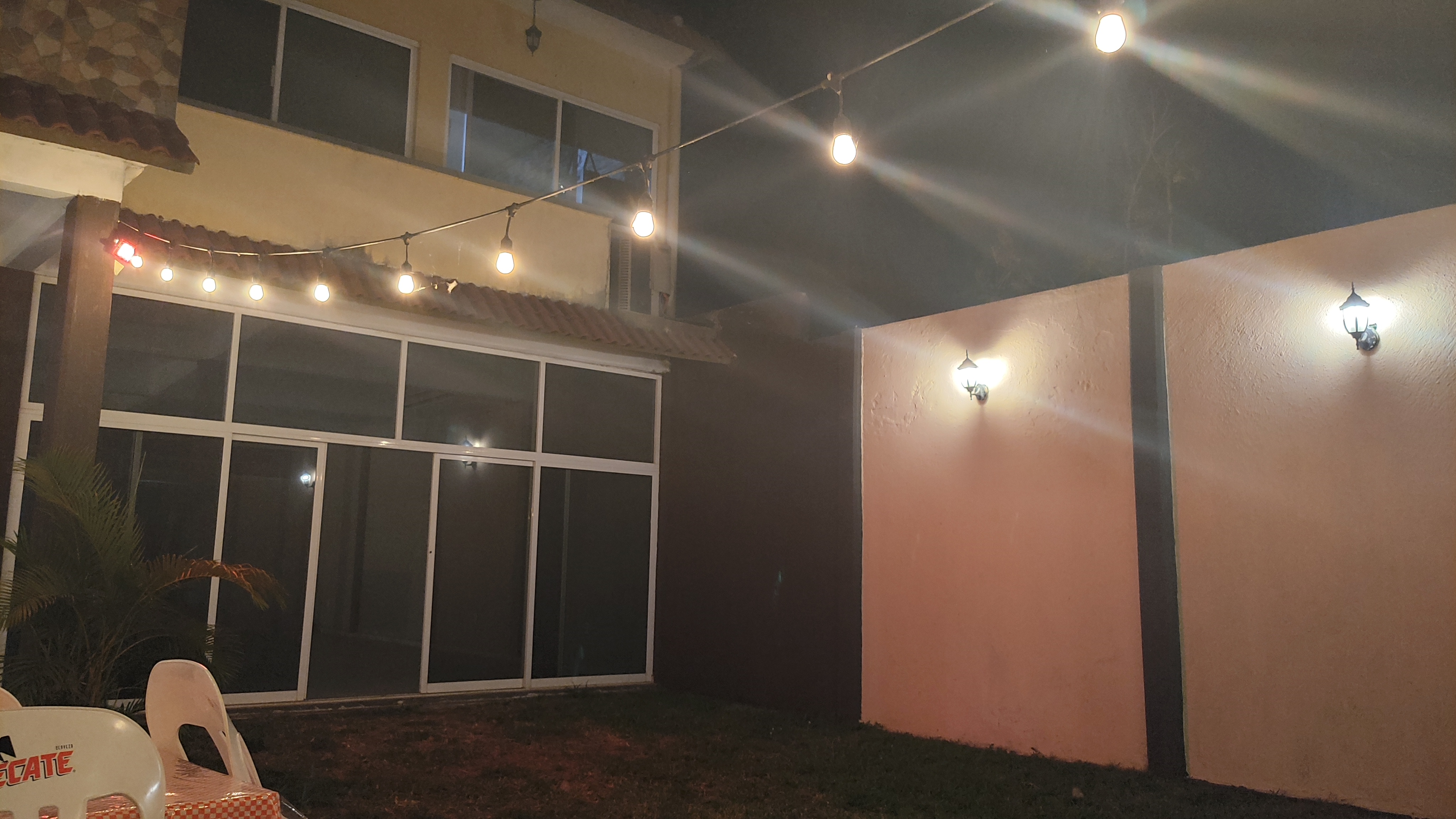 LALO'S BURGERS image 8