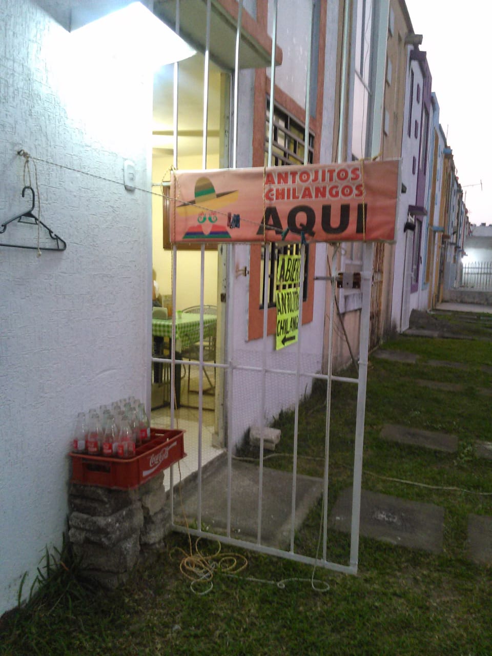 ANTOJITOS CHILANGOS image 1