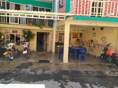 Pizzas style image 1