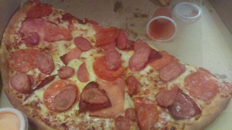 City Pizza y Burger image 3