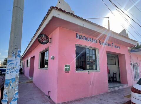 Restaurante Capitan Flores image 1