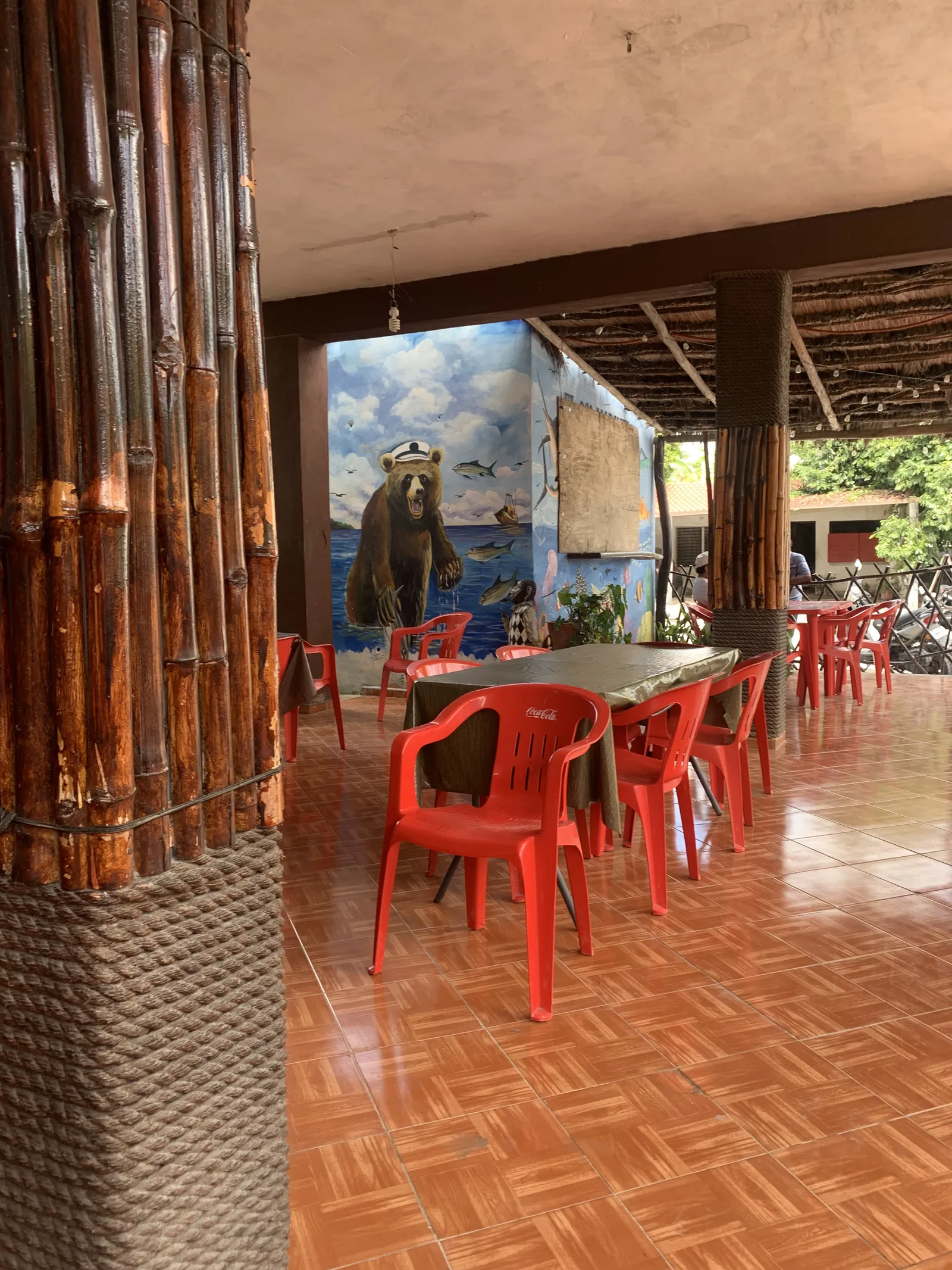 Pescaderia "El Oso Marinero" image 4