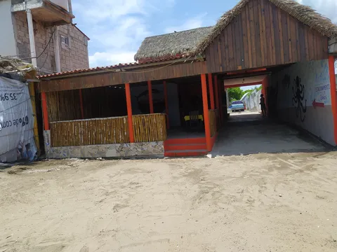 La canoa image 3
