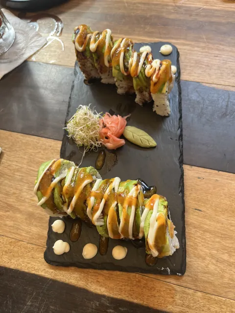 Makito Japanese and Thai Restaurant image 3
