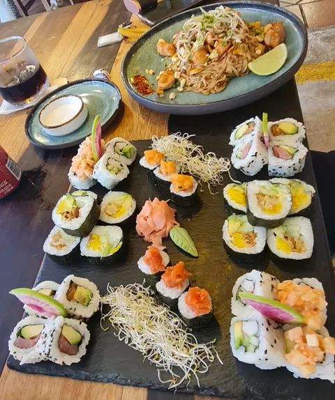 Makito Japanese and Thai Restaurant image 4