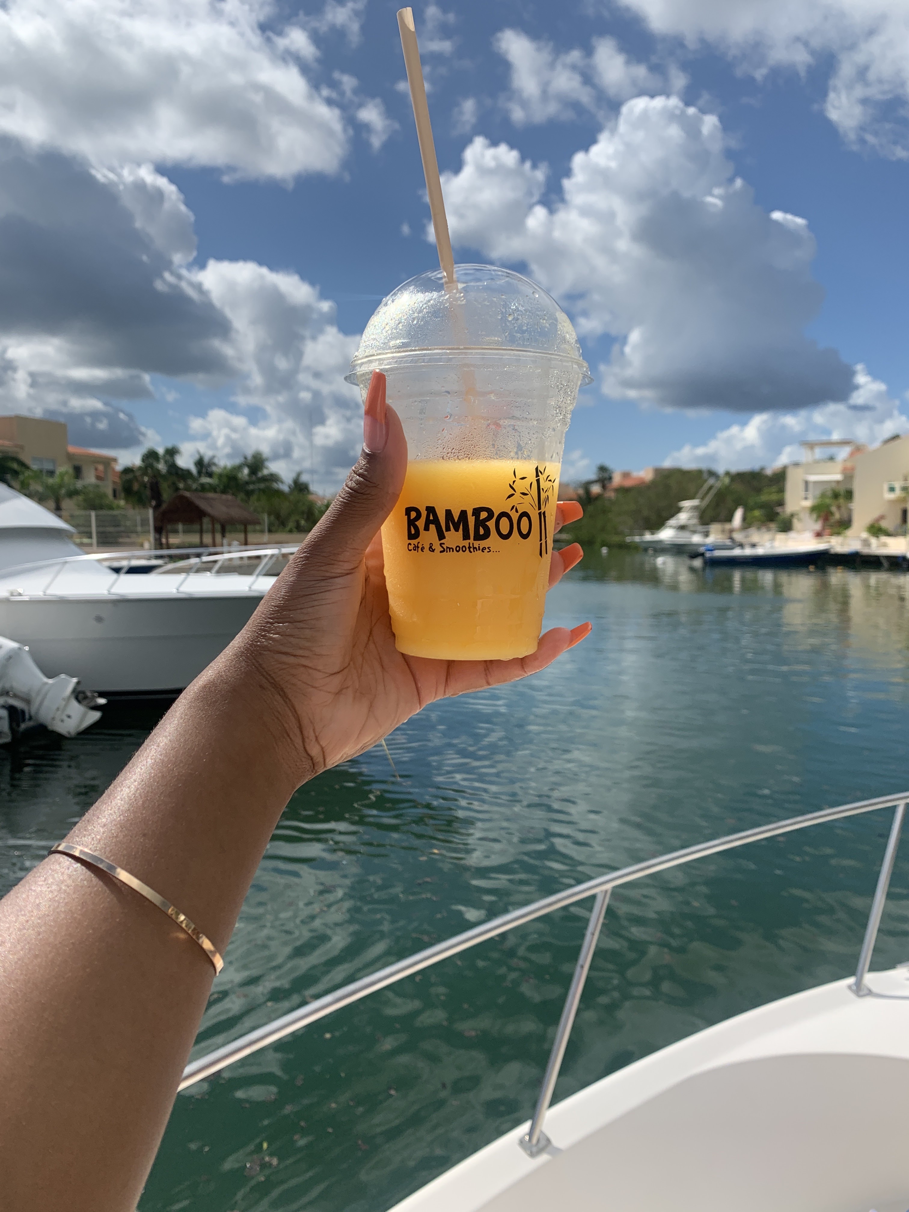 Bamboo Cafe & Smoothies image 10