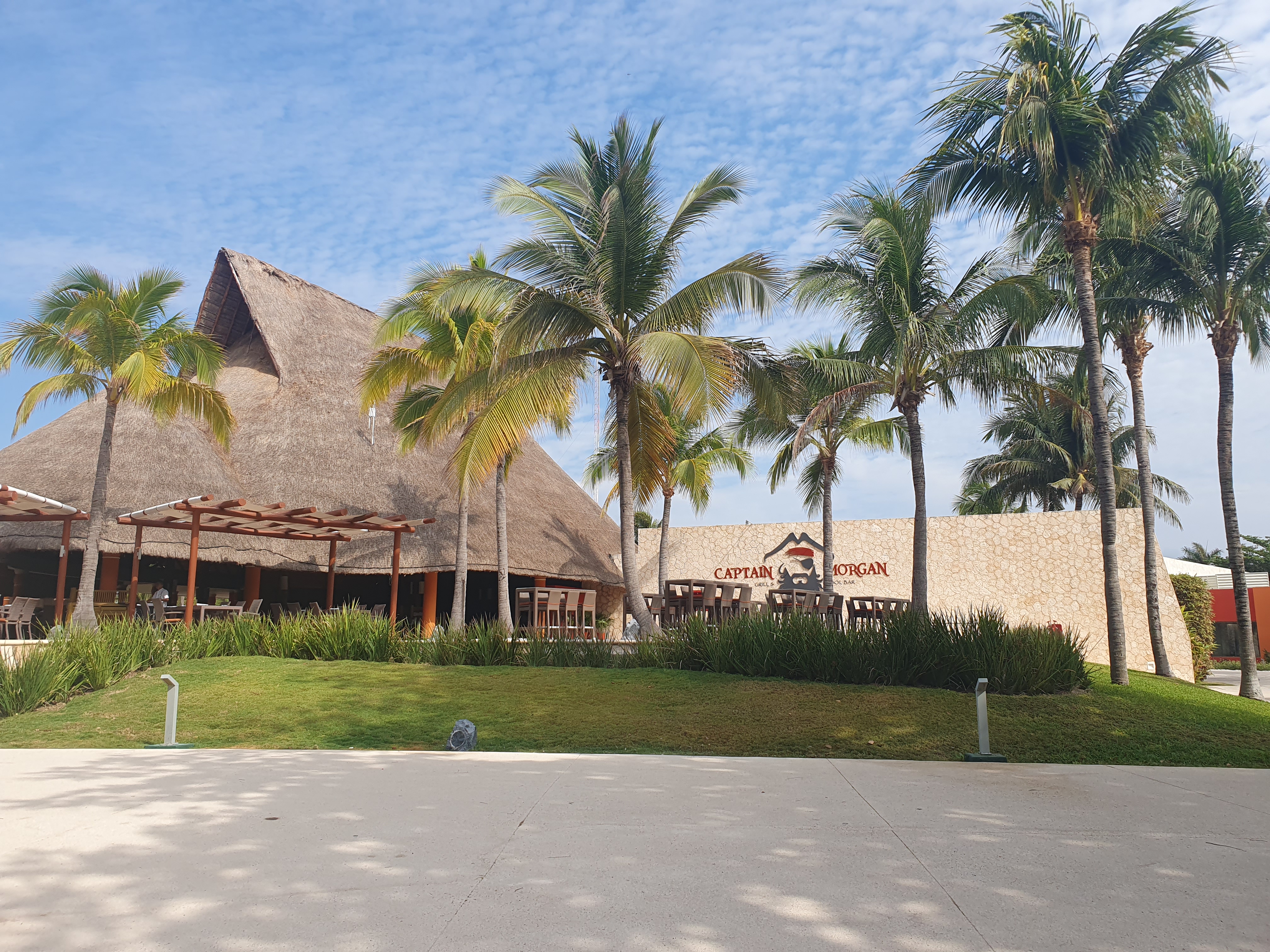 Captain Morgan Grill & Pool Bar image 5