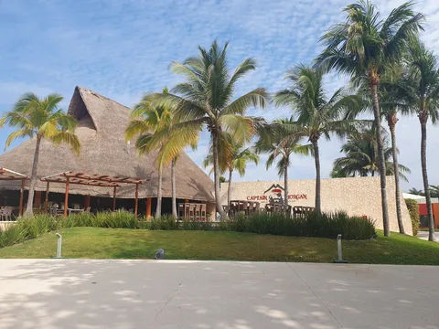 Captain Morgan Grill & Pool Bar image 5