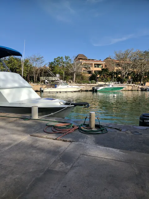 Pelican Point image 8