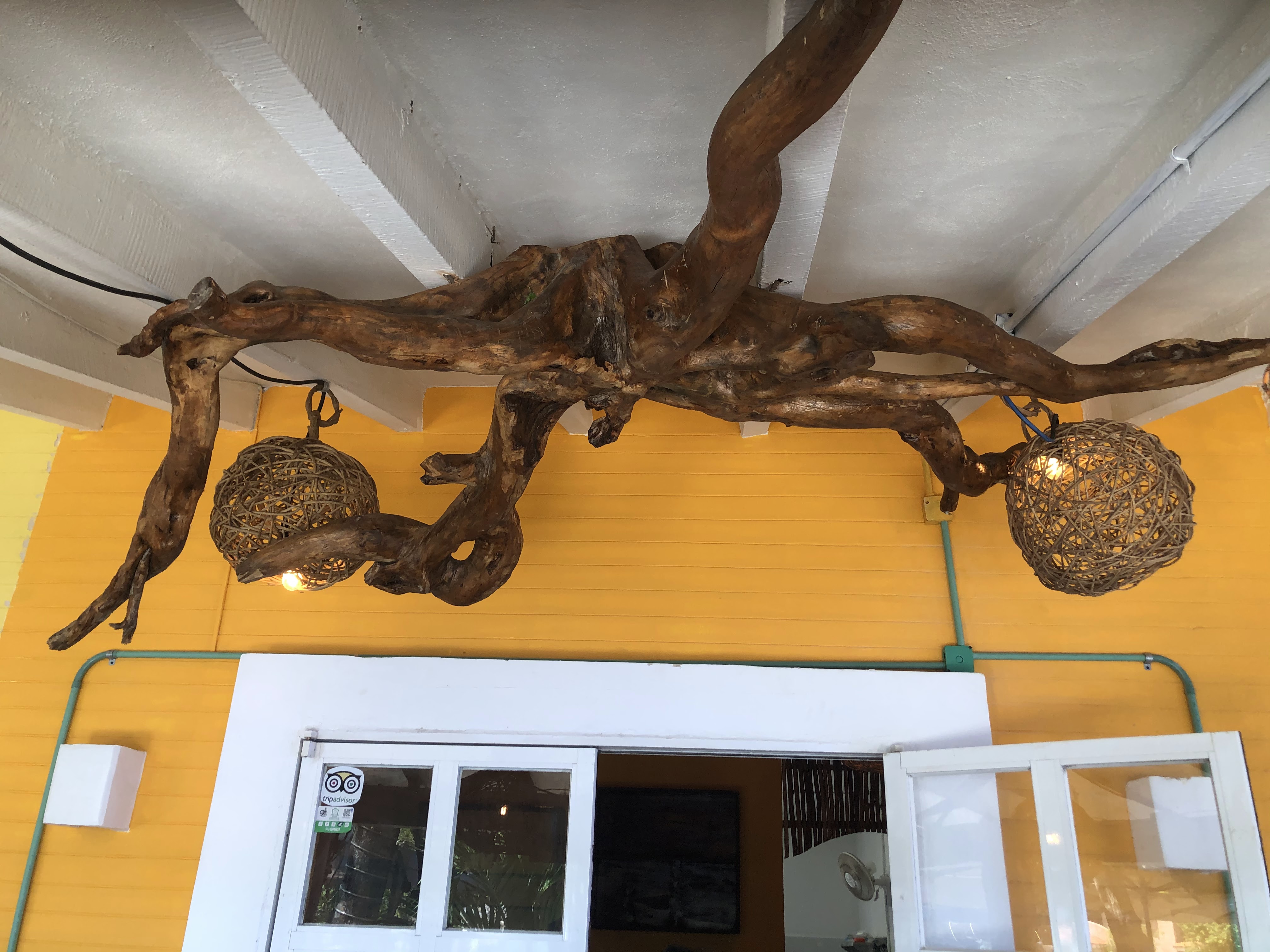 HUBA al falafel image 3