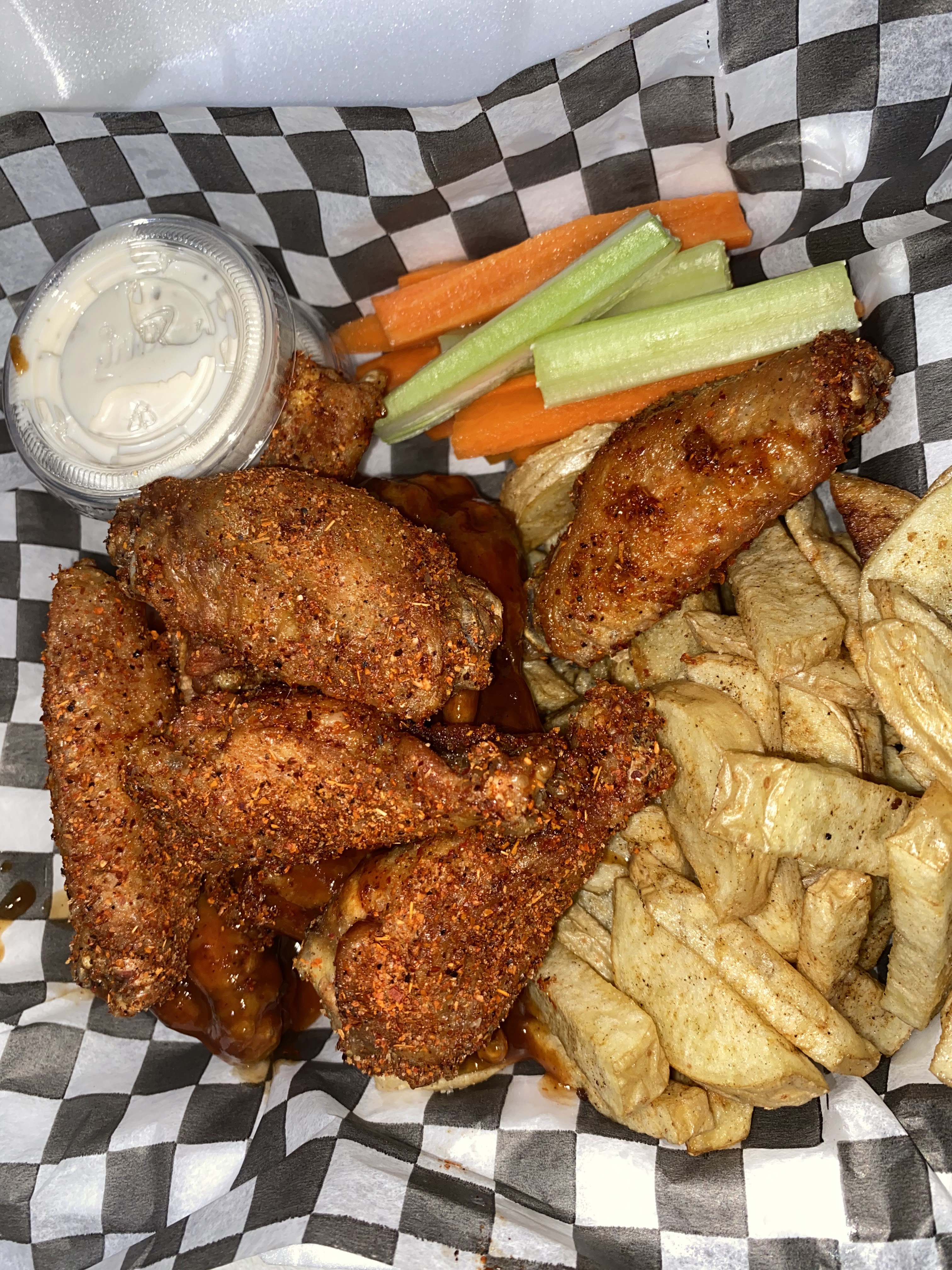 Tavo's kitchen image 2