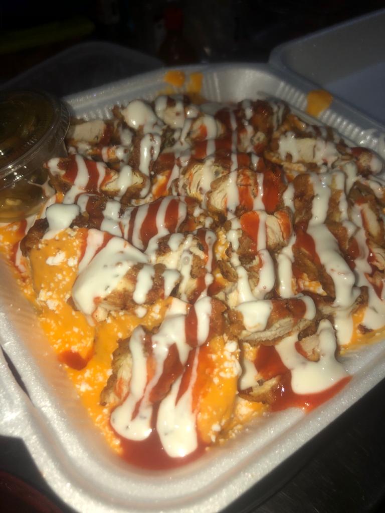 Tavo's kitchen image 3