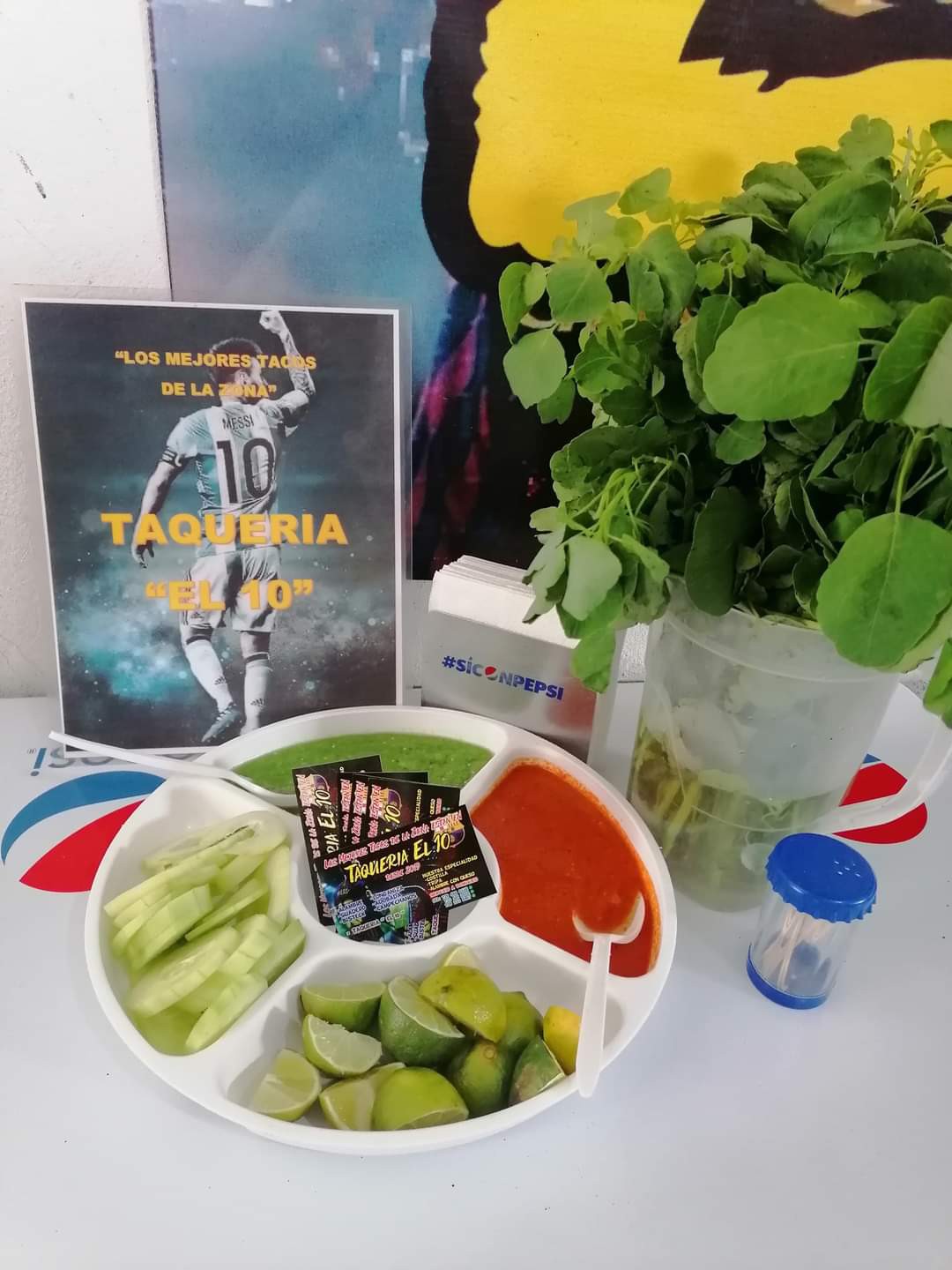 Taquería " El 10 " image 4