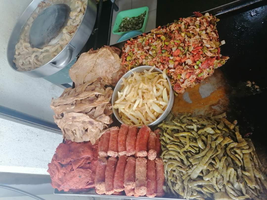 Taquería " El 10 " image 9