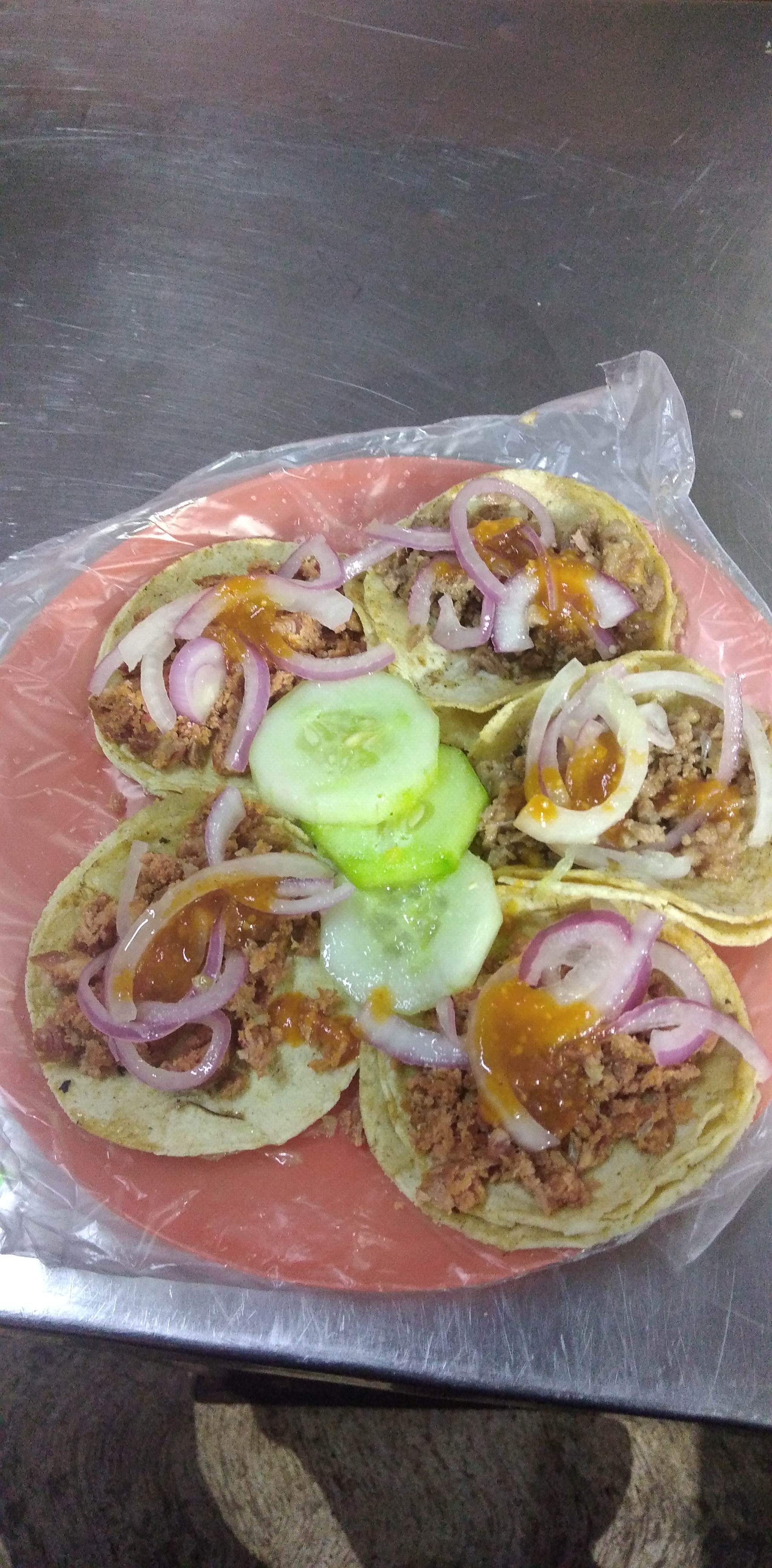 Taquería Los Perrones image 3