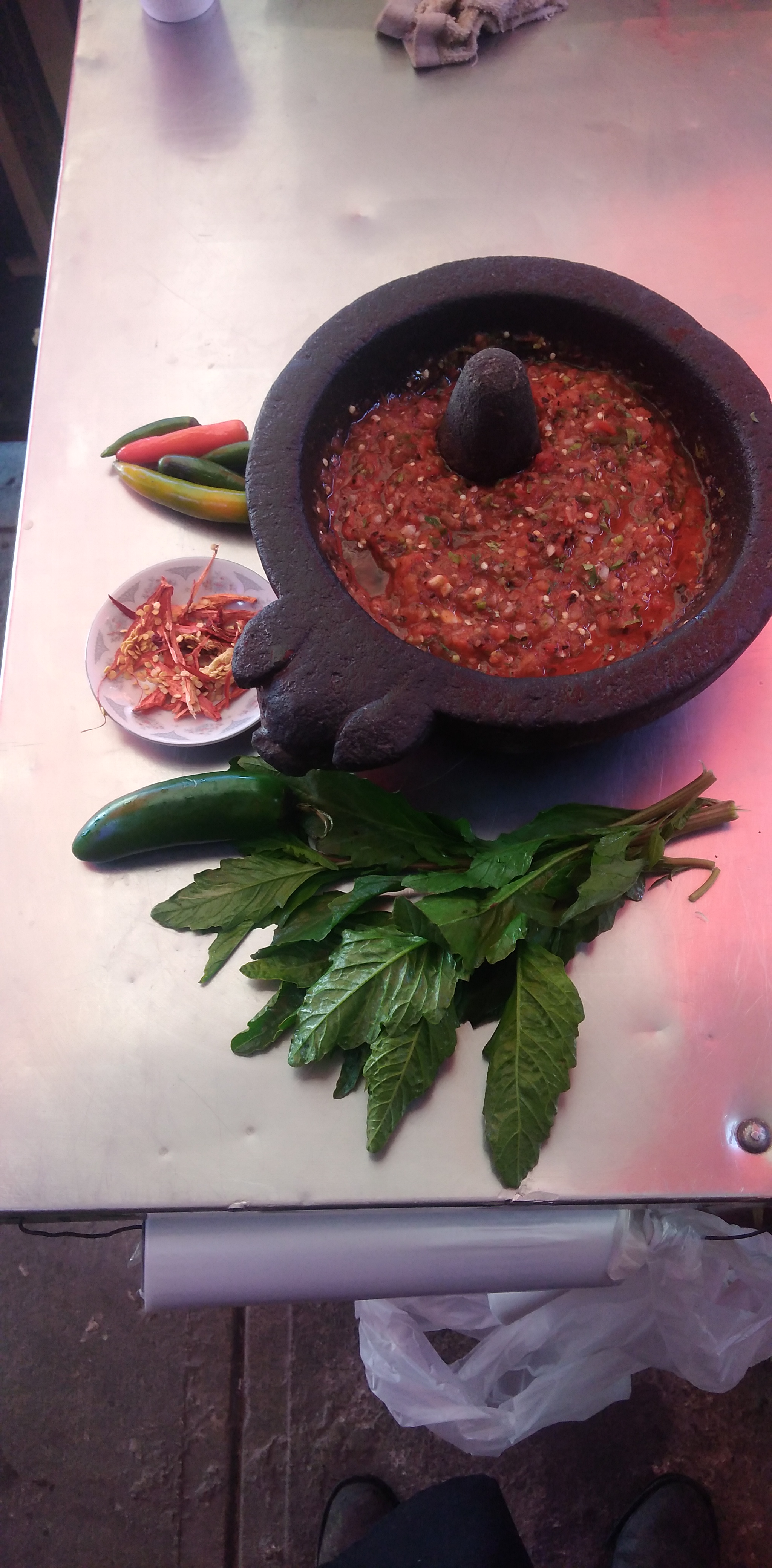 Taquería Los Perrones image 4