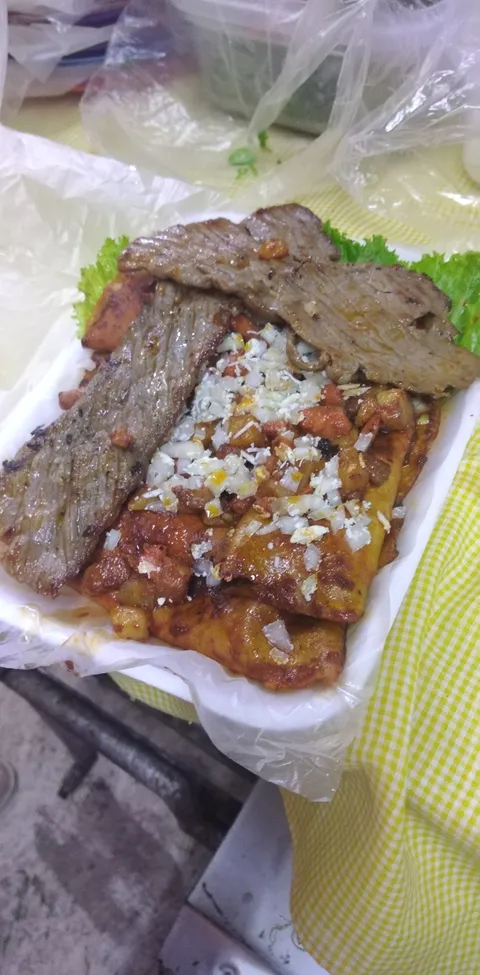 Taquería Los Perrones image 5