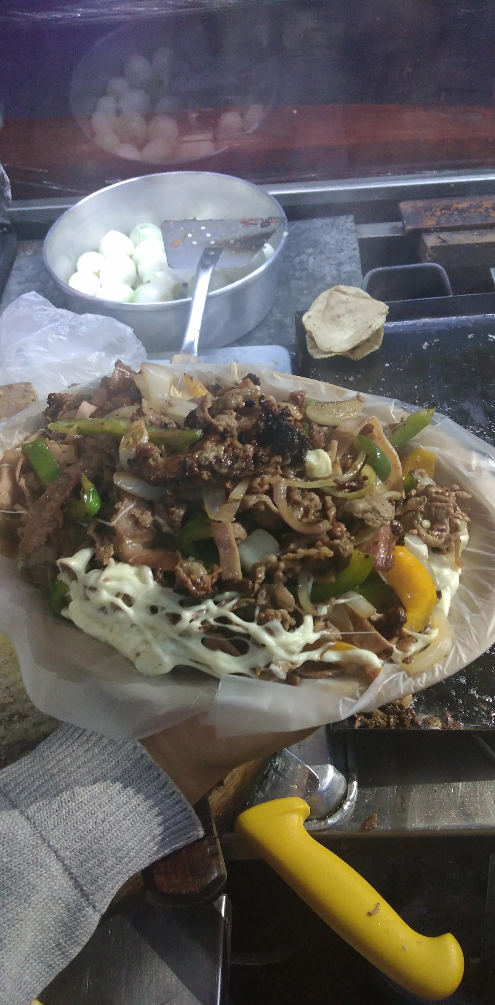 Taquería Los Perrones image 7