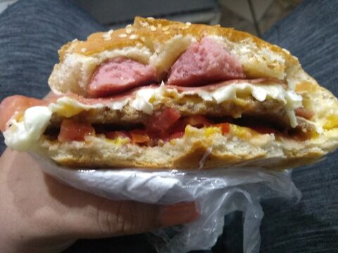 Hamburguesas La Flor de México image 8