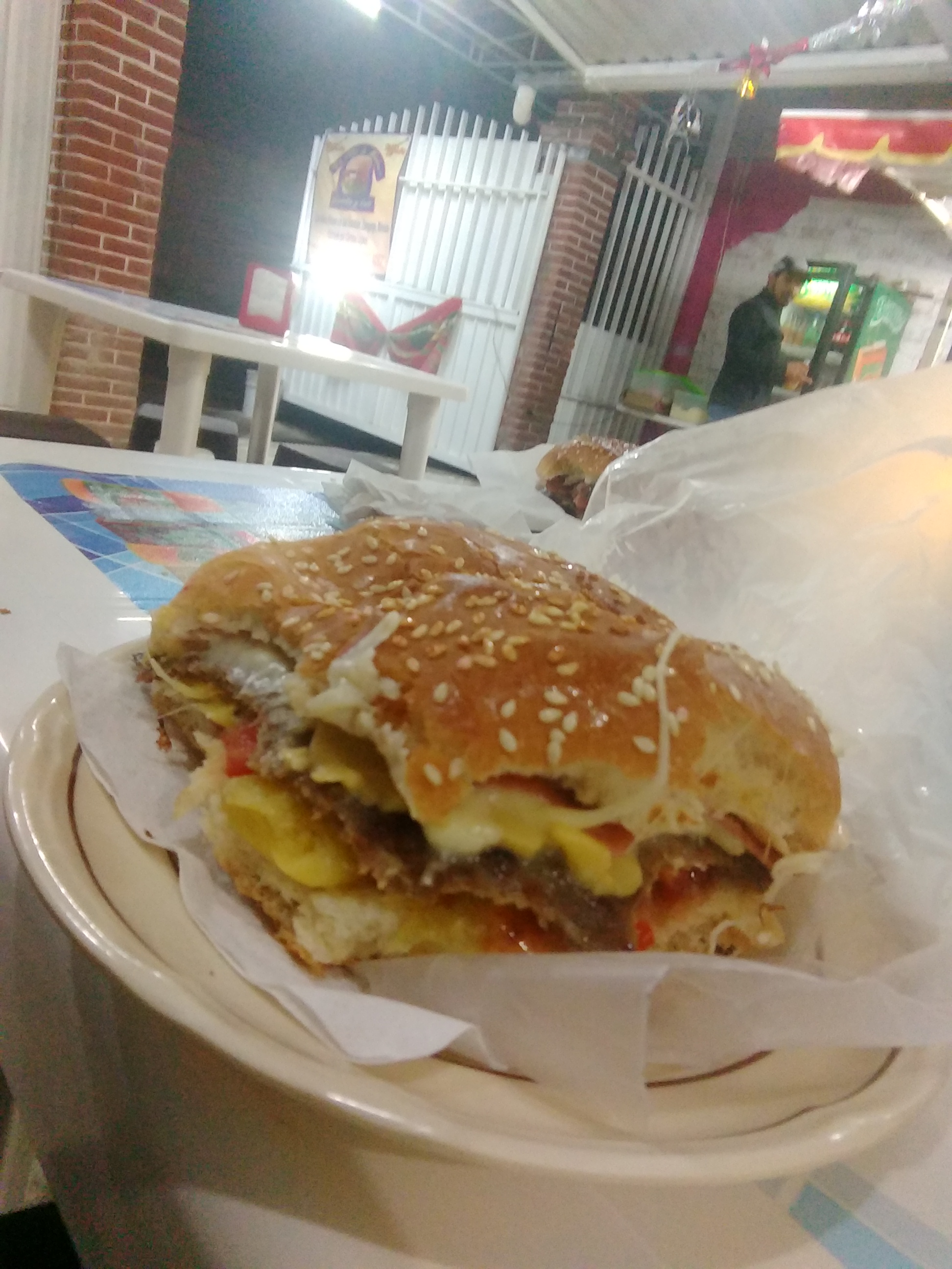 Hamburguesas La Flor de México image 9