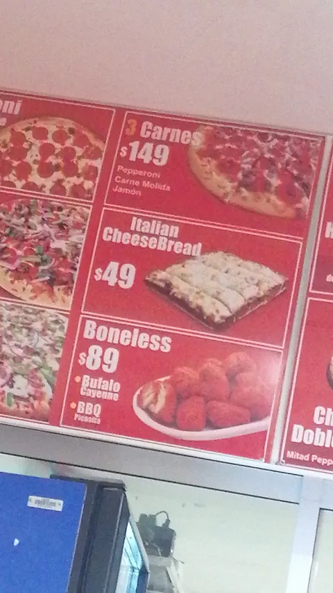Yáyas Pizza image 5