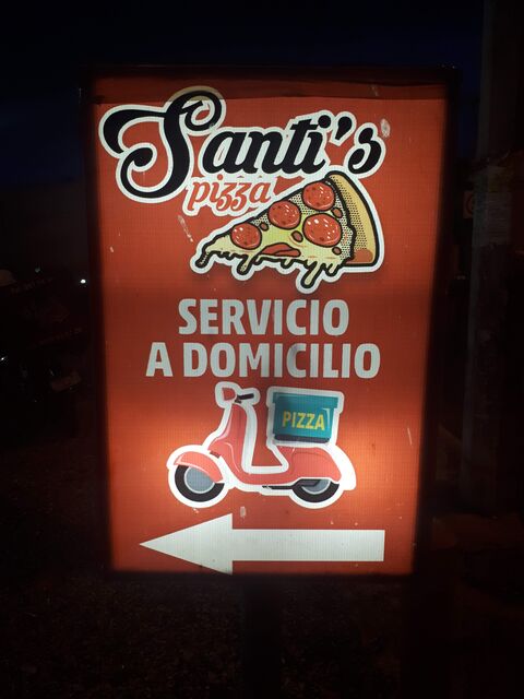 Santi's Pizza image 4