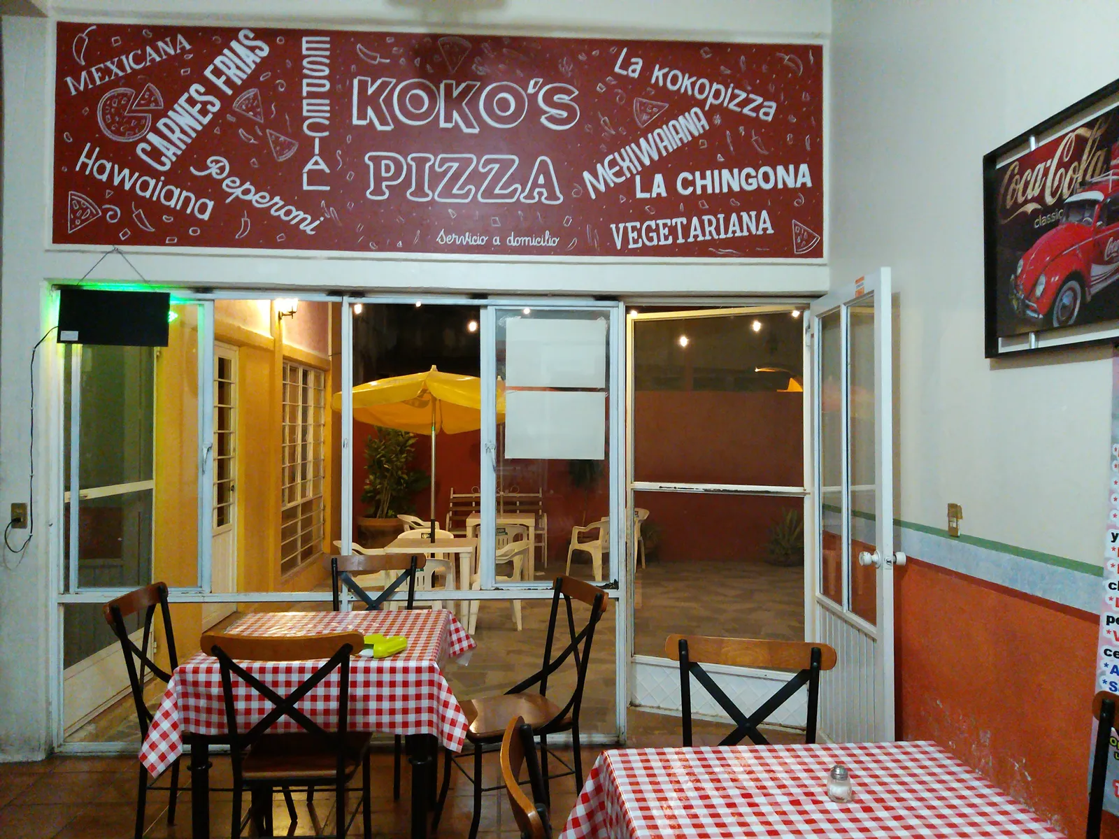Kokos pizzas y fonda blanquita image 1
