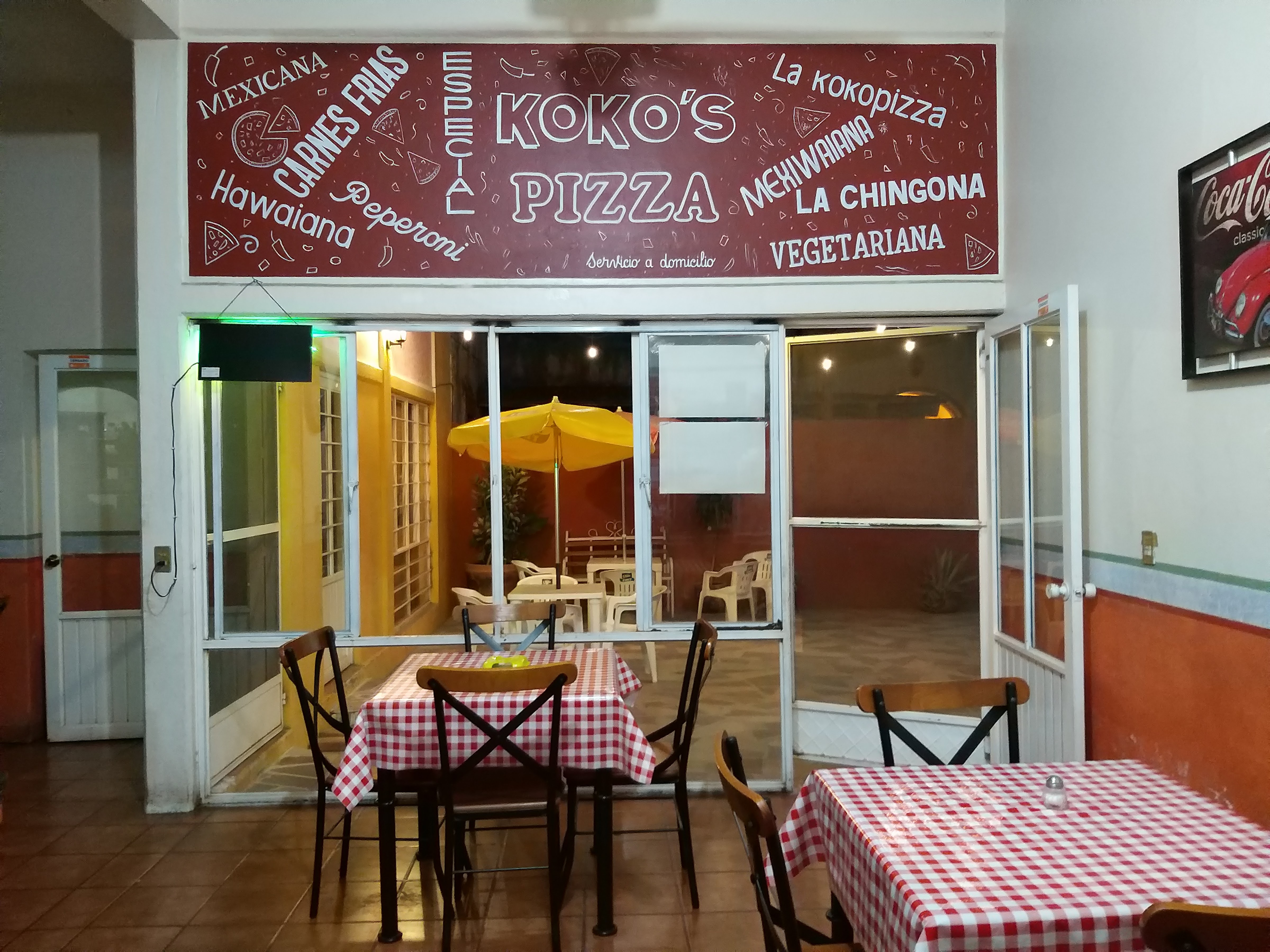 Kokos pizzas y fonda blanquita image 5