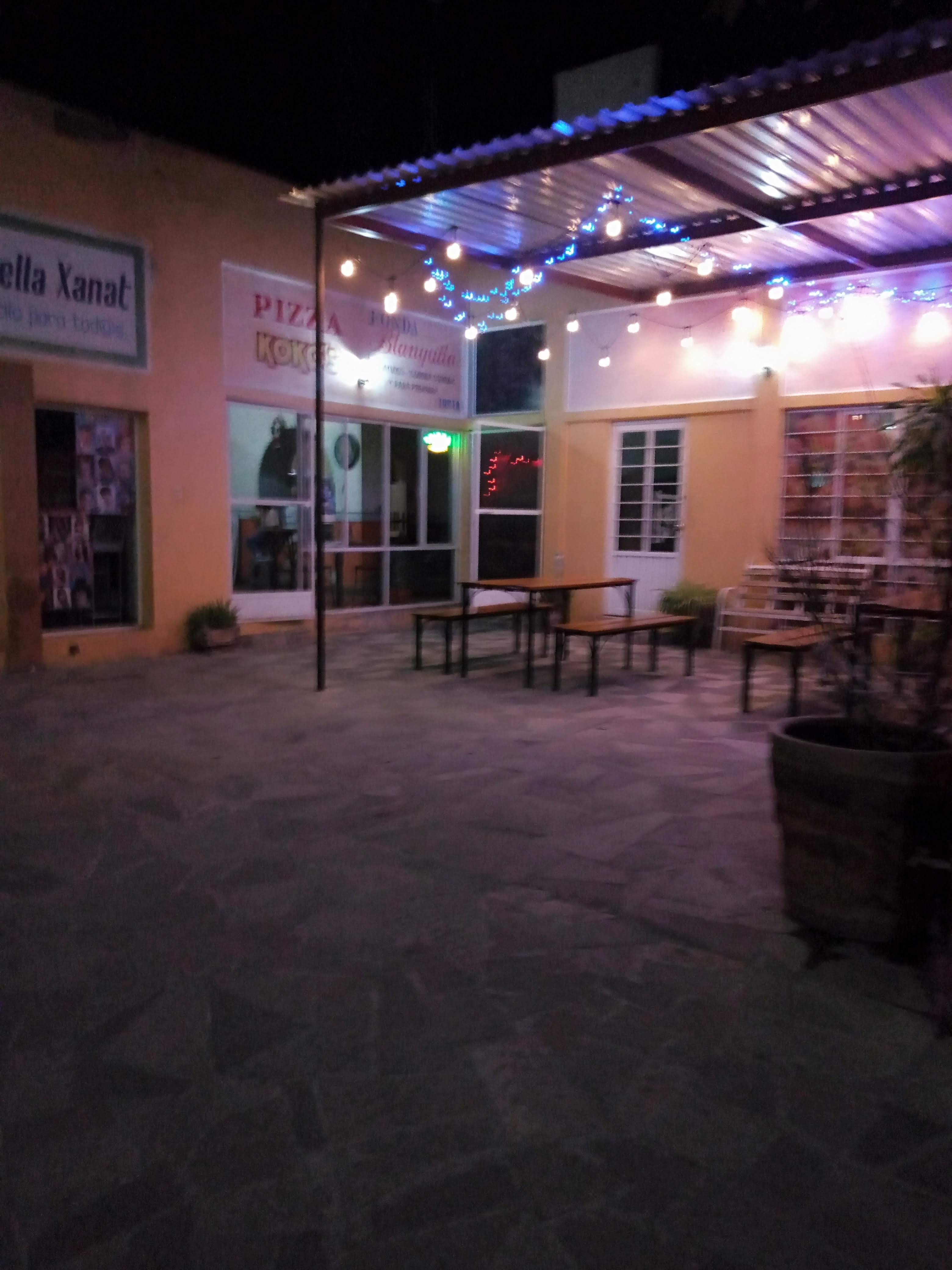 Kokos pizzas y fonda blanquita image 10