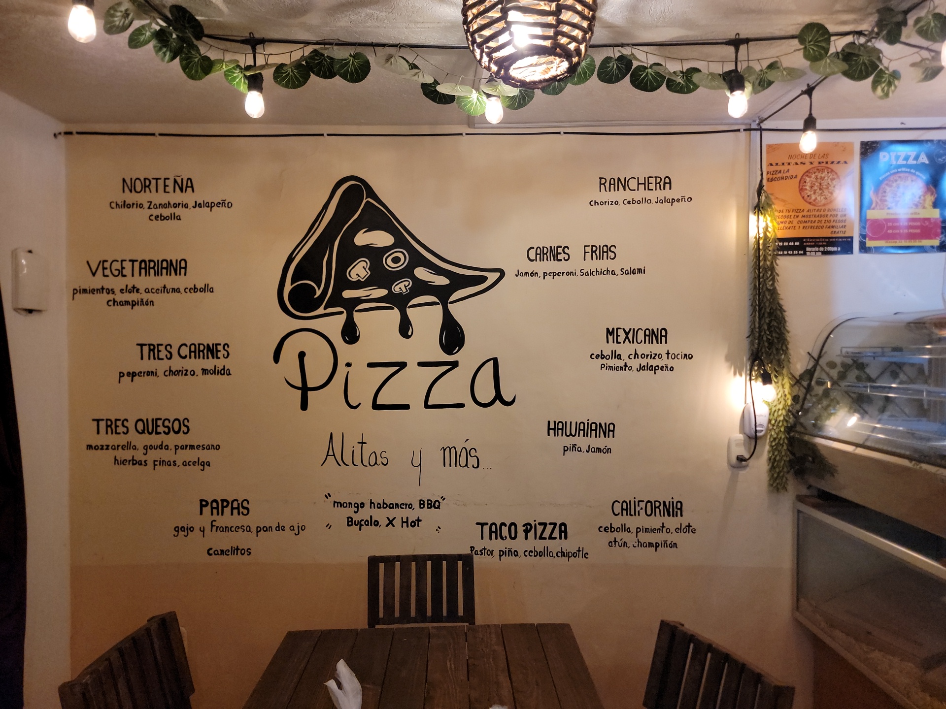 Pizzeria LA ESCONDIDA image 3