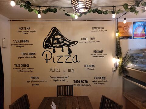 Pizzeria LA ESCONDIDA image 3