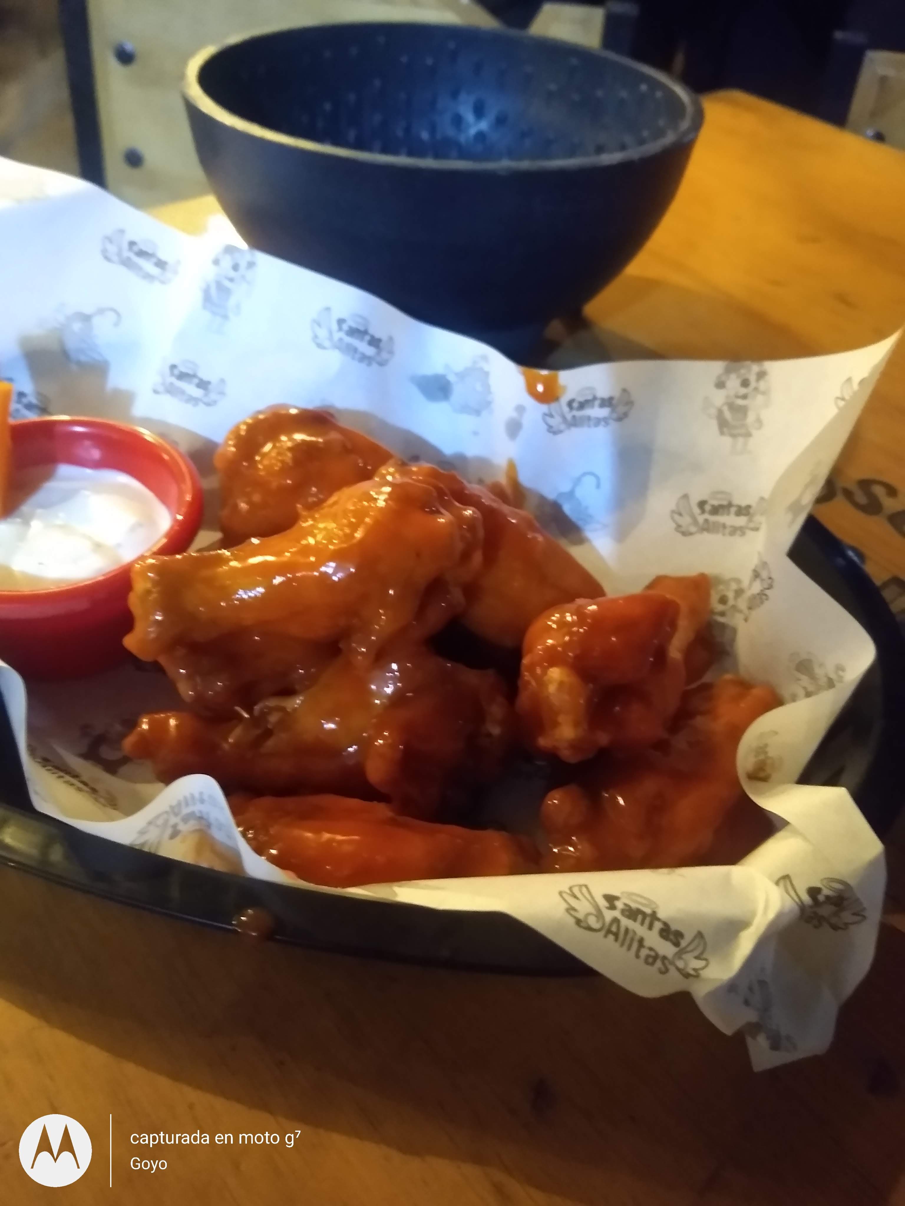 Santas Alitas Unión del 4 image 4