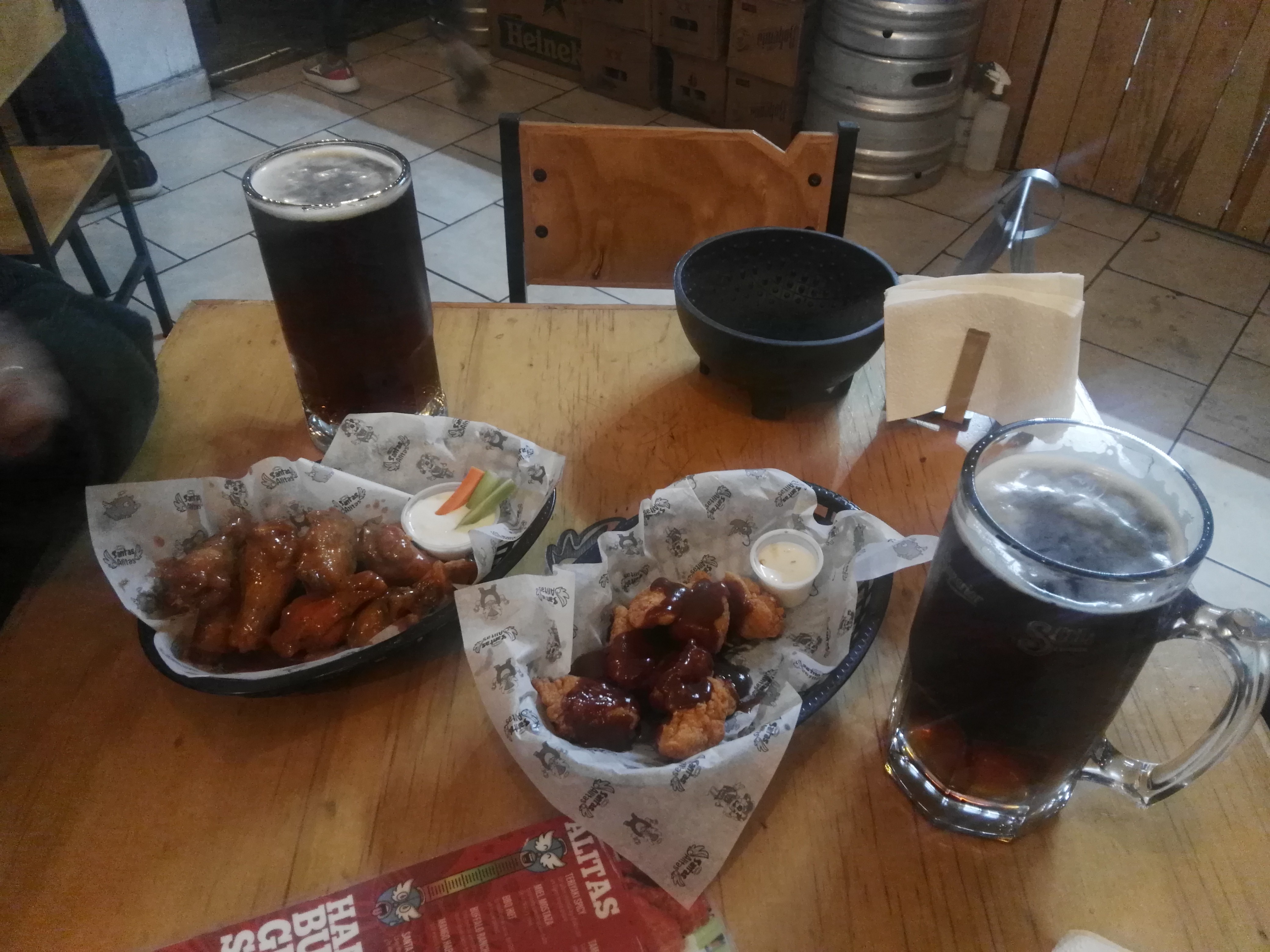 Santas Alitas Unión del 4 image 6