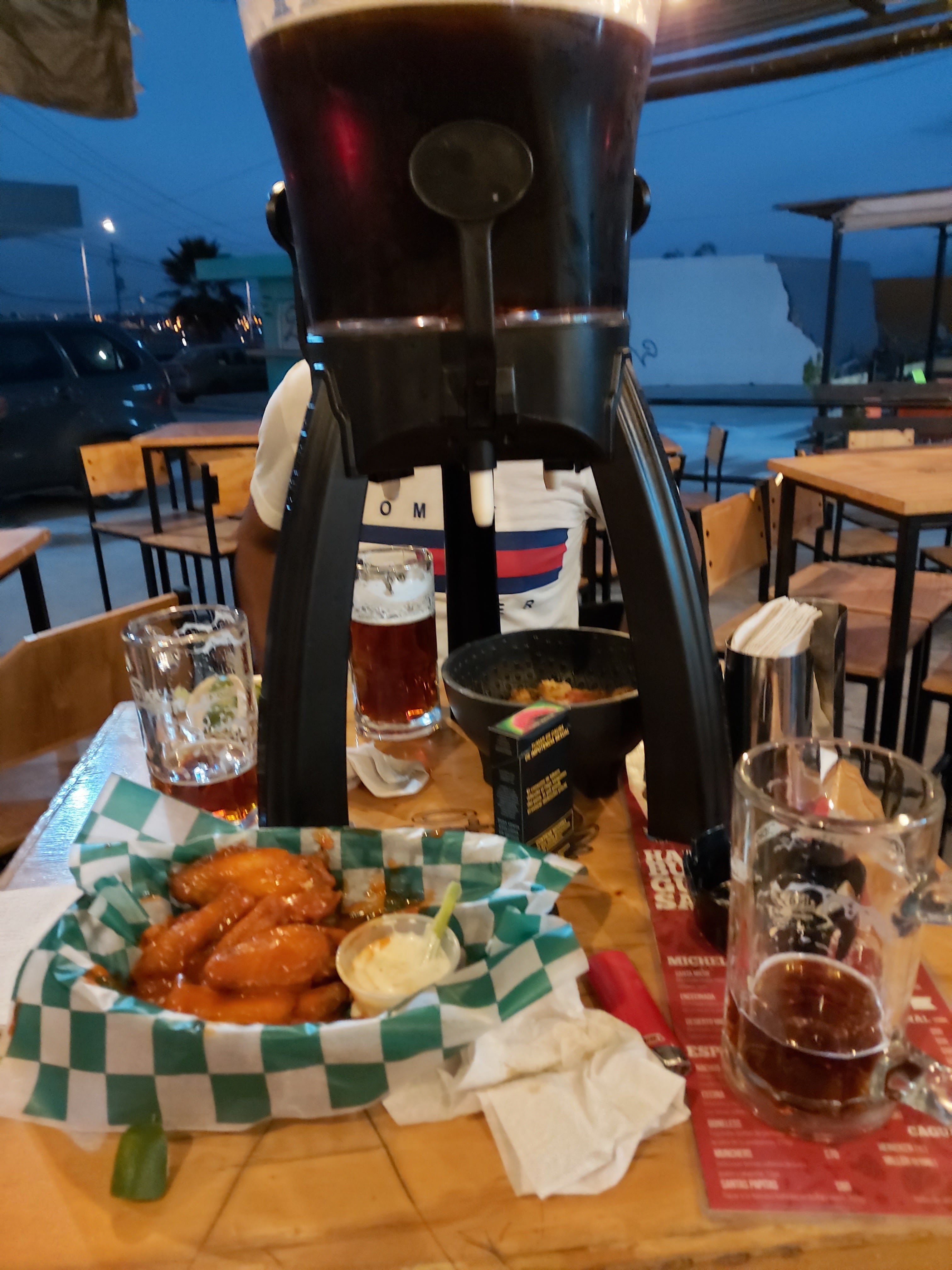 Santas Alitas Unión del 4 image 7