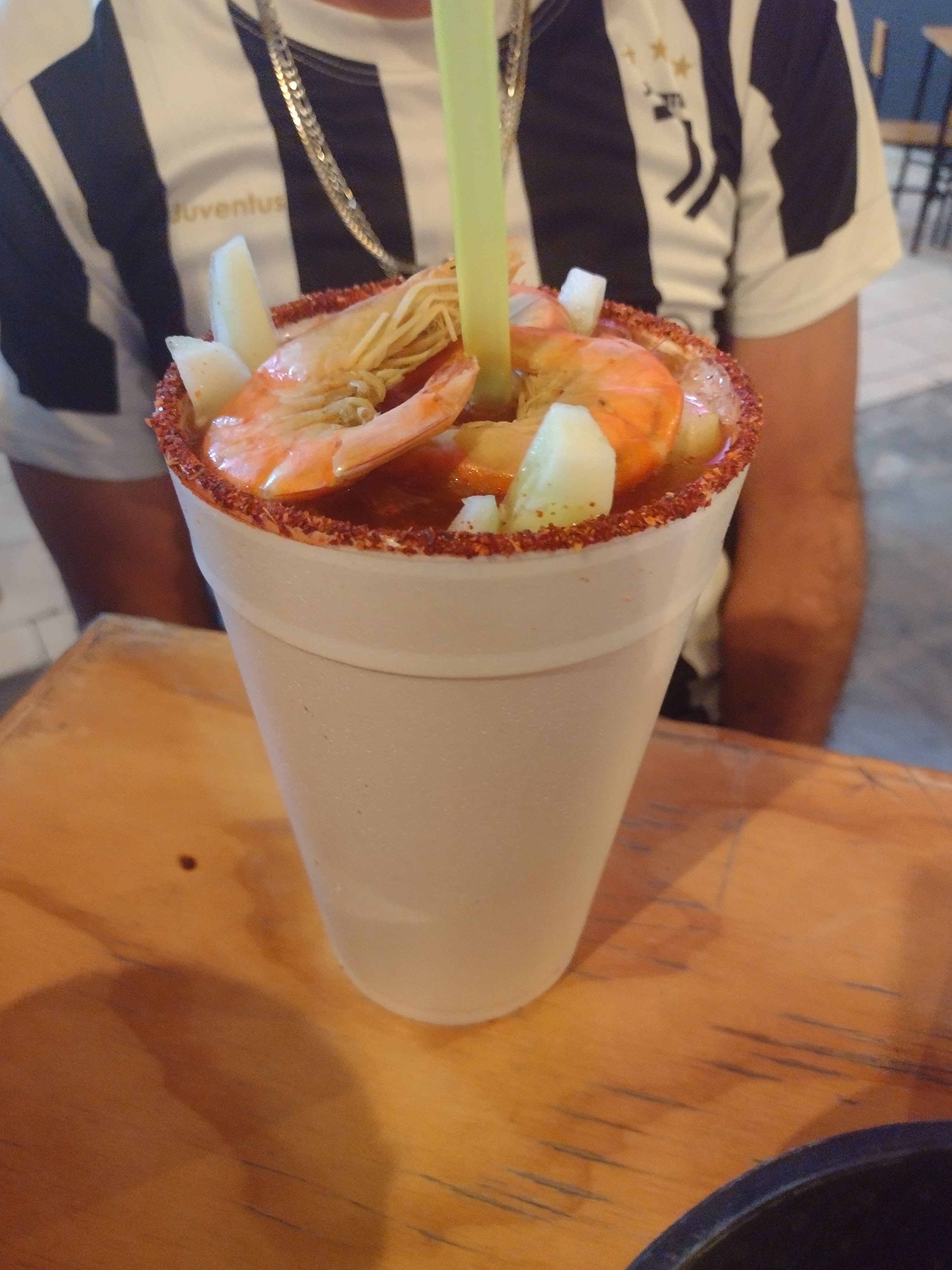 Santas Alitas Unión del 4 image 9