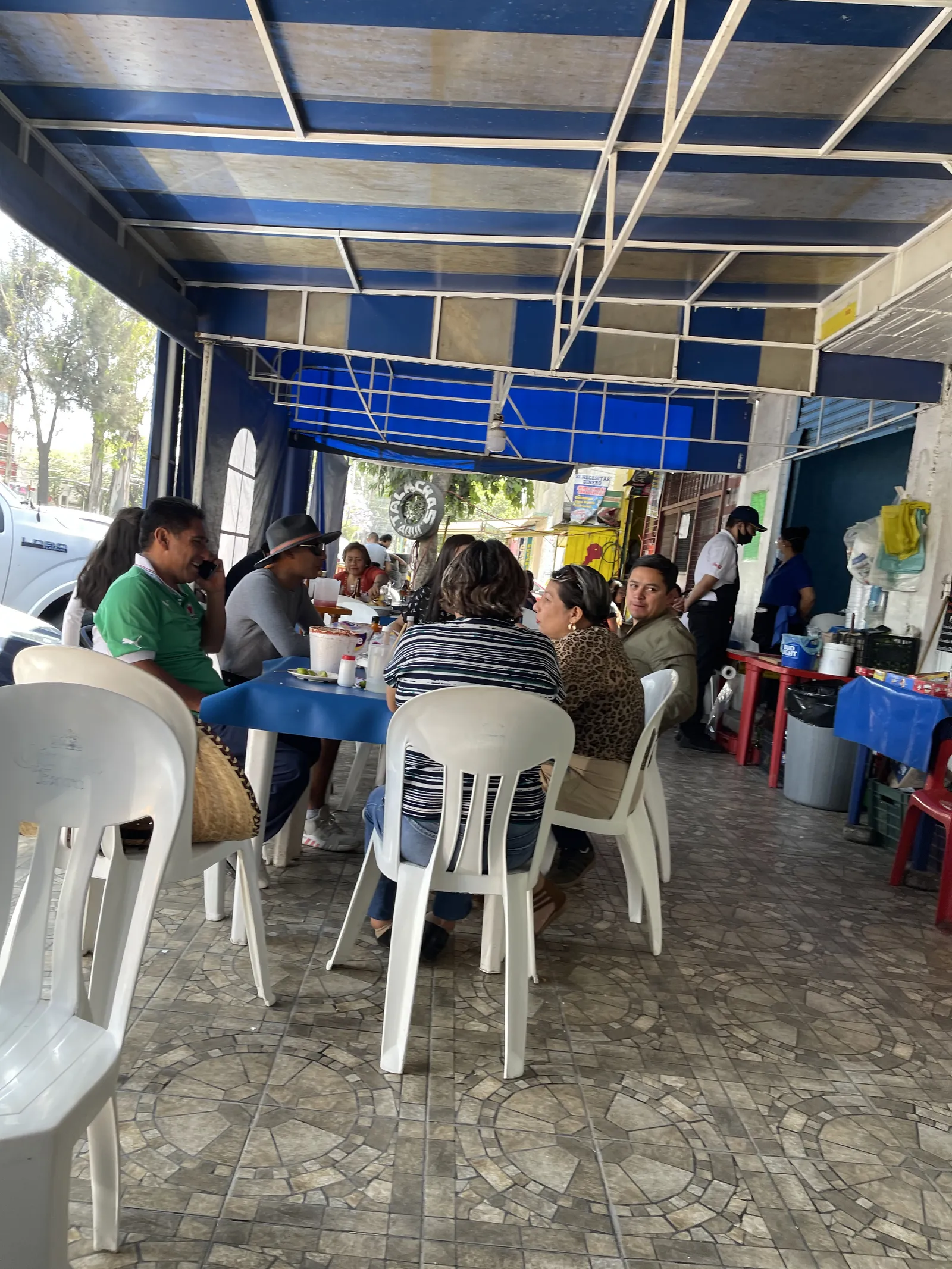 Ostioneria La Rivera ll image 1