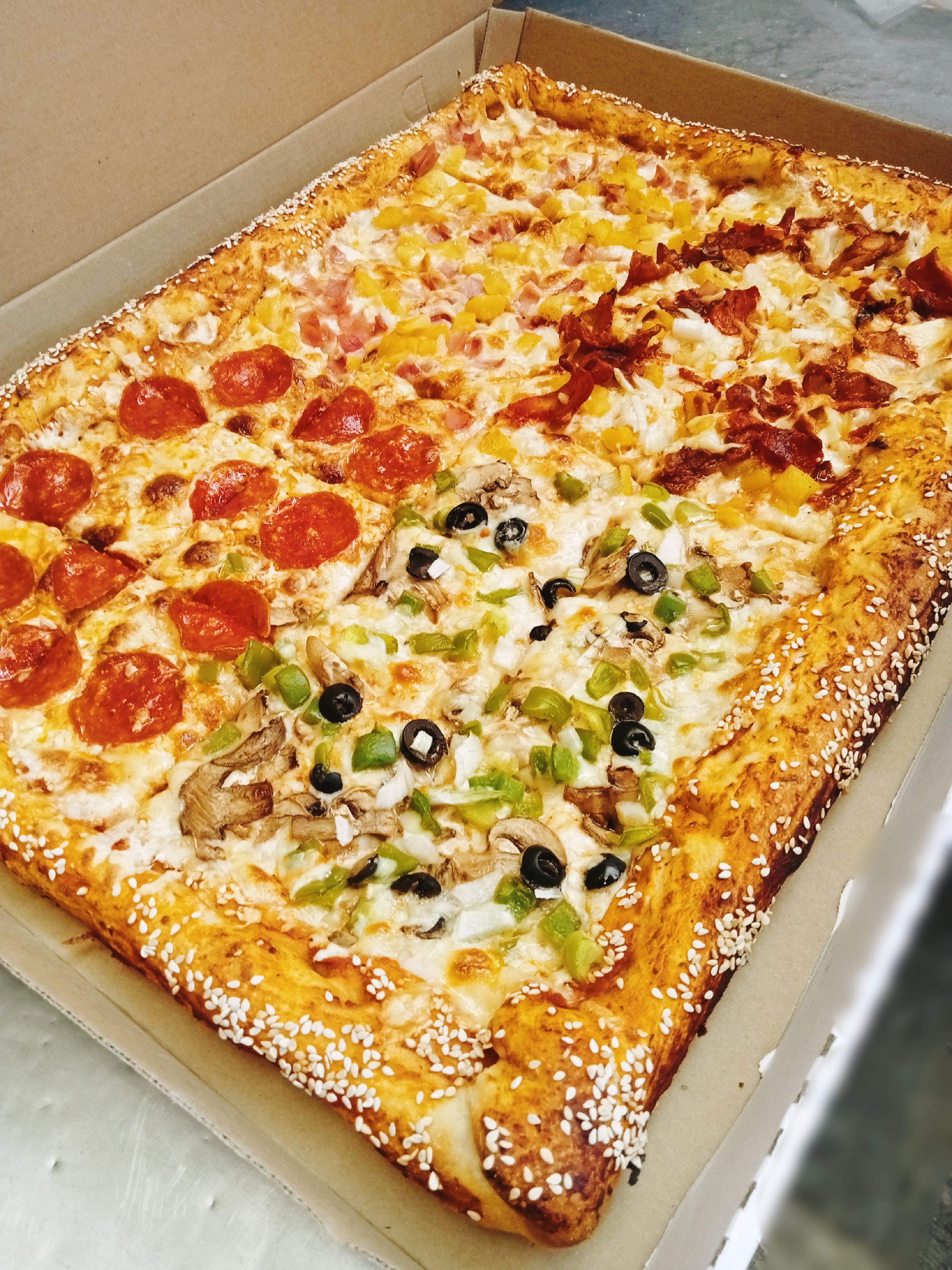 Bacara´s Pizza image 4