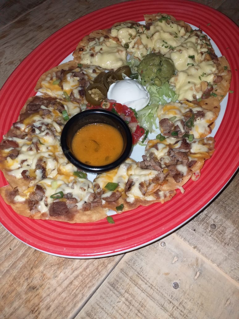 D'MOLIS RESTAURANT image 7