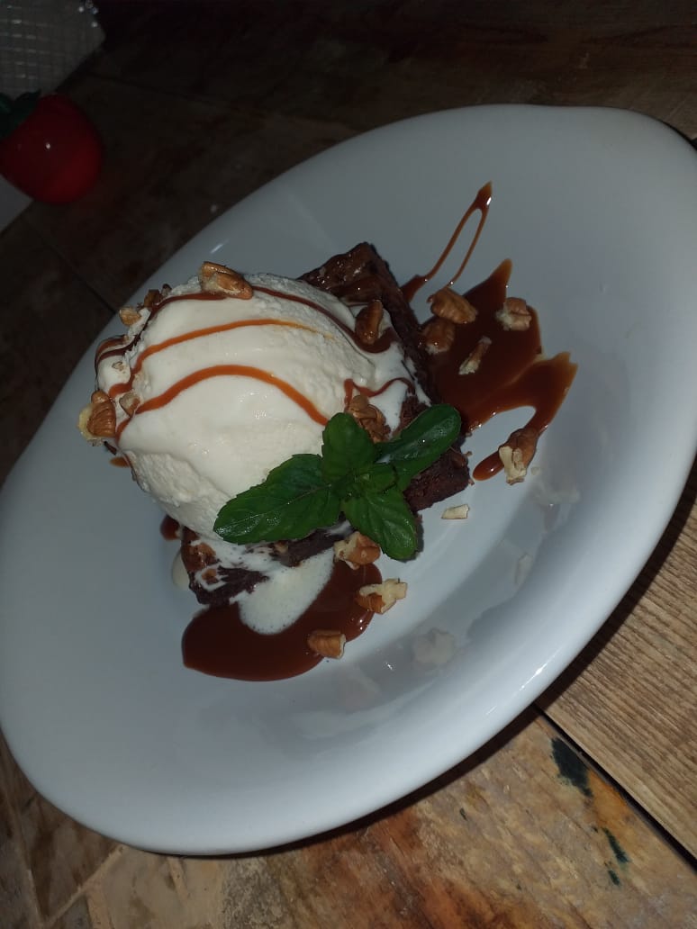 D'MOLIS RESTAURANT image 10