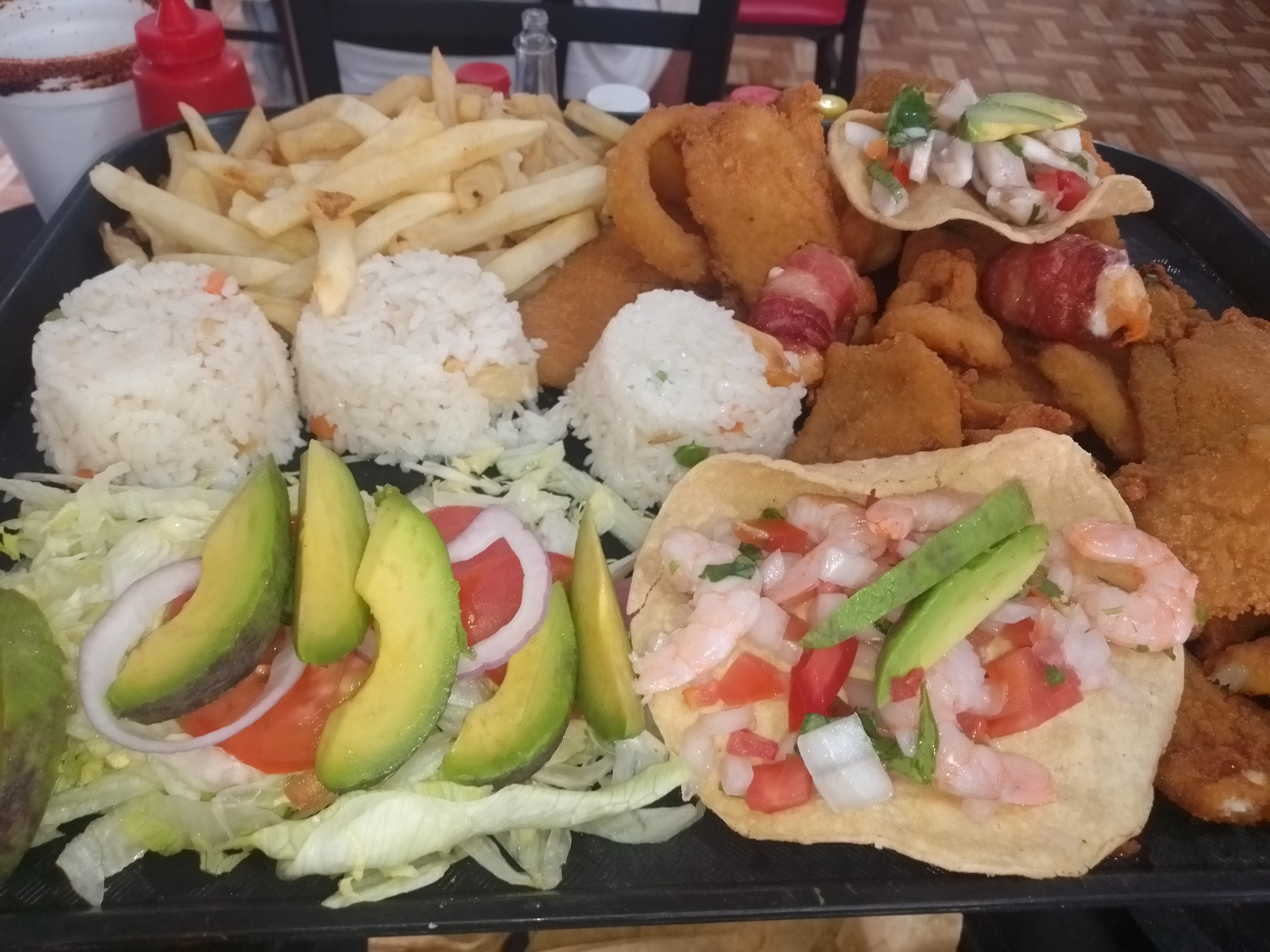 Mariscos "Boca del Río" image 1