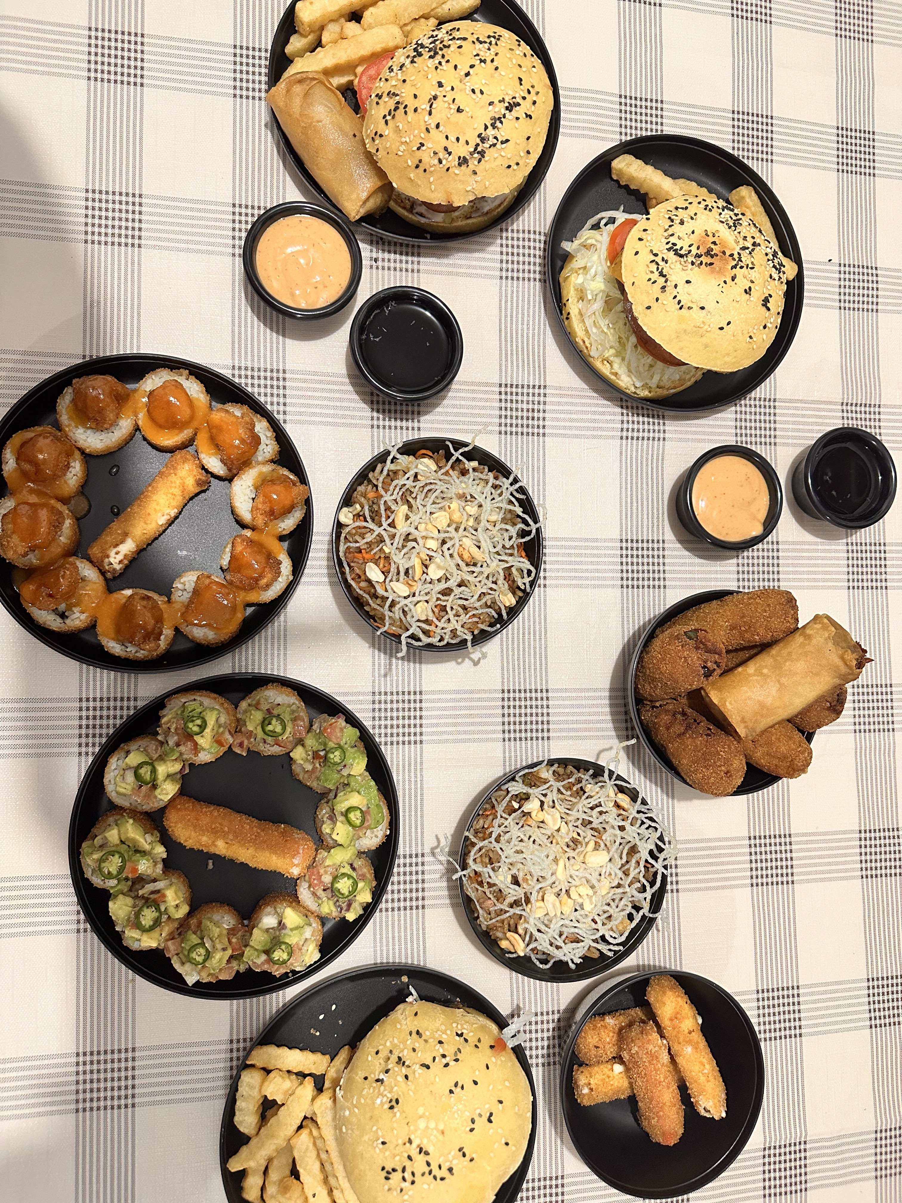 Mr Shark Roll image 10