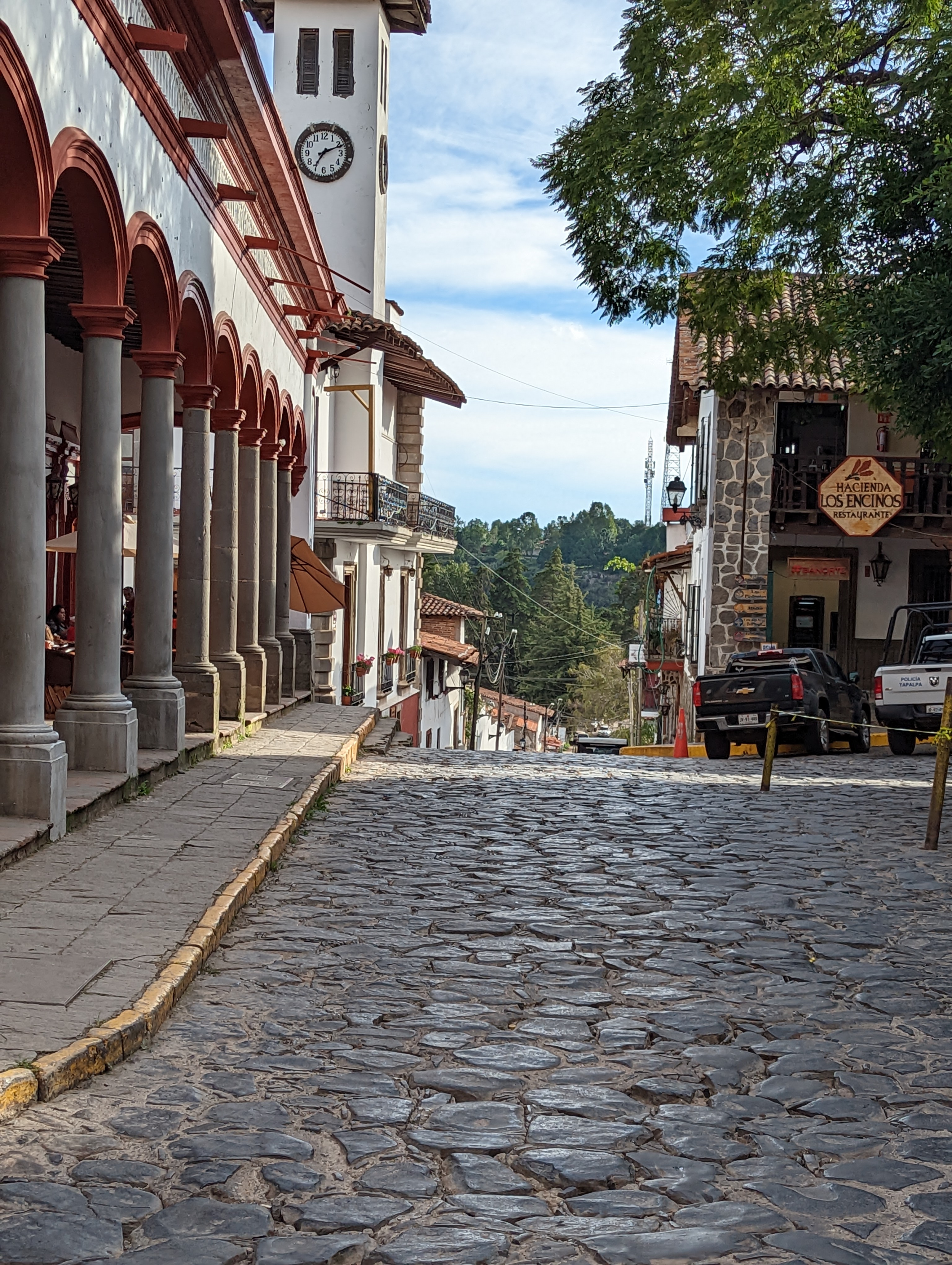 Hacienda Los Encinos image 4